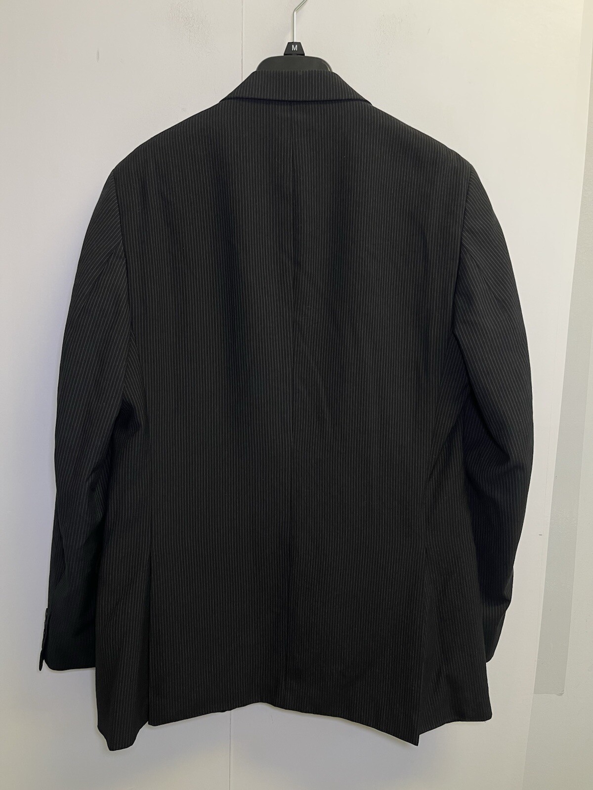 Geoffrey Beene Men’s Size 42L Blazer Black Pinstripe Jacket Polyester/Rayon