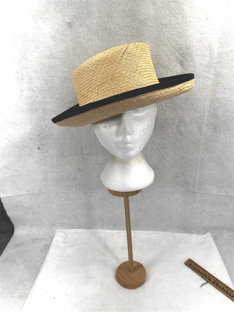 antique hat woman’s natural straw panama type fedora style no wear