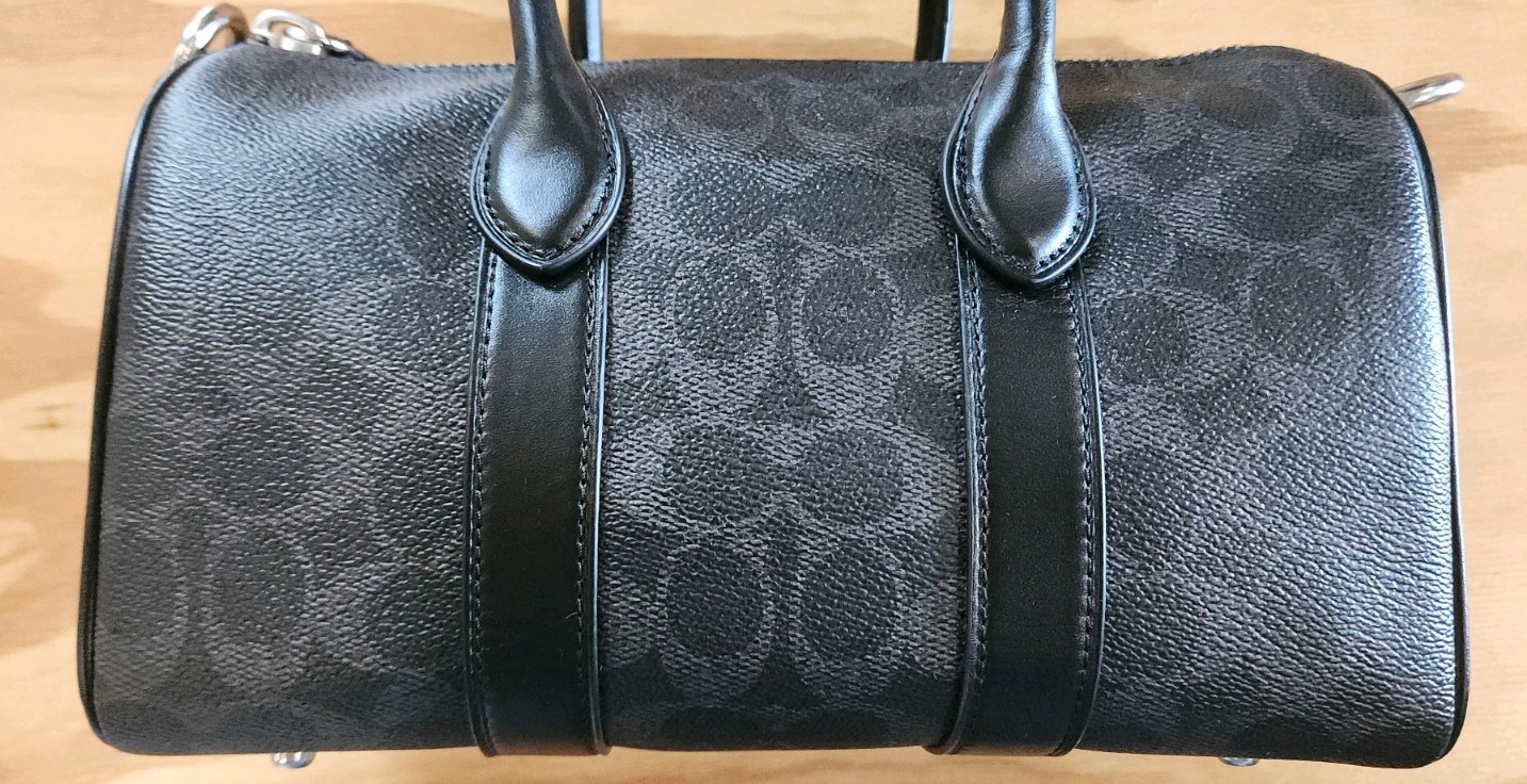 Coach Compass 25