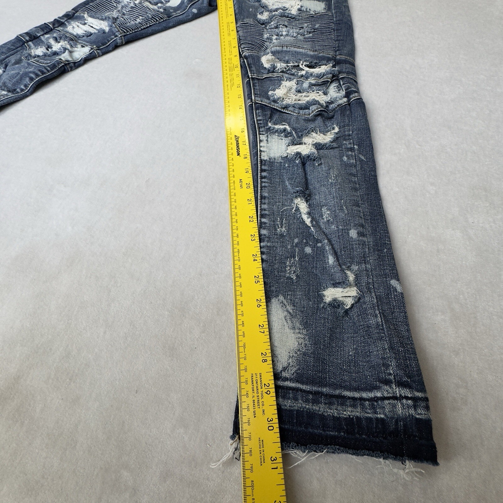 NWOT – Crysp Denim – Size 29×32 – Zipper Moto Skinny Jeans – Acid Wash Blue