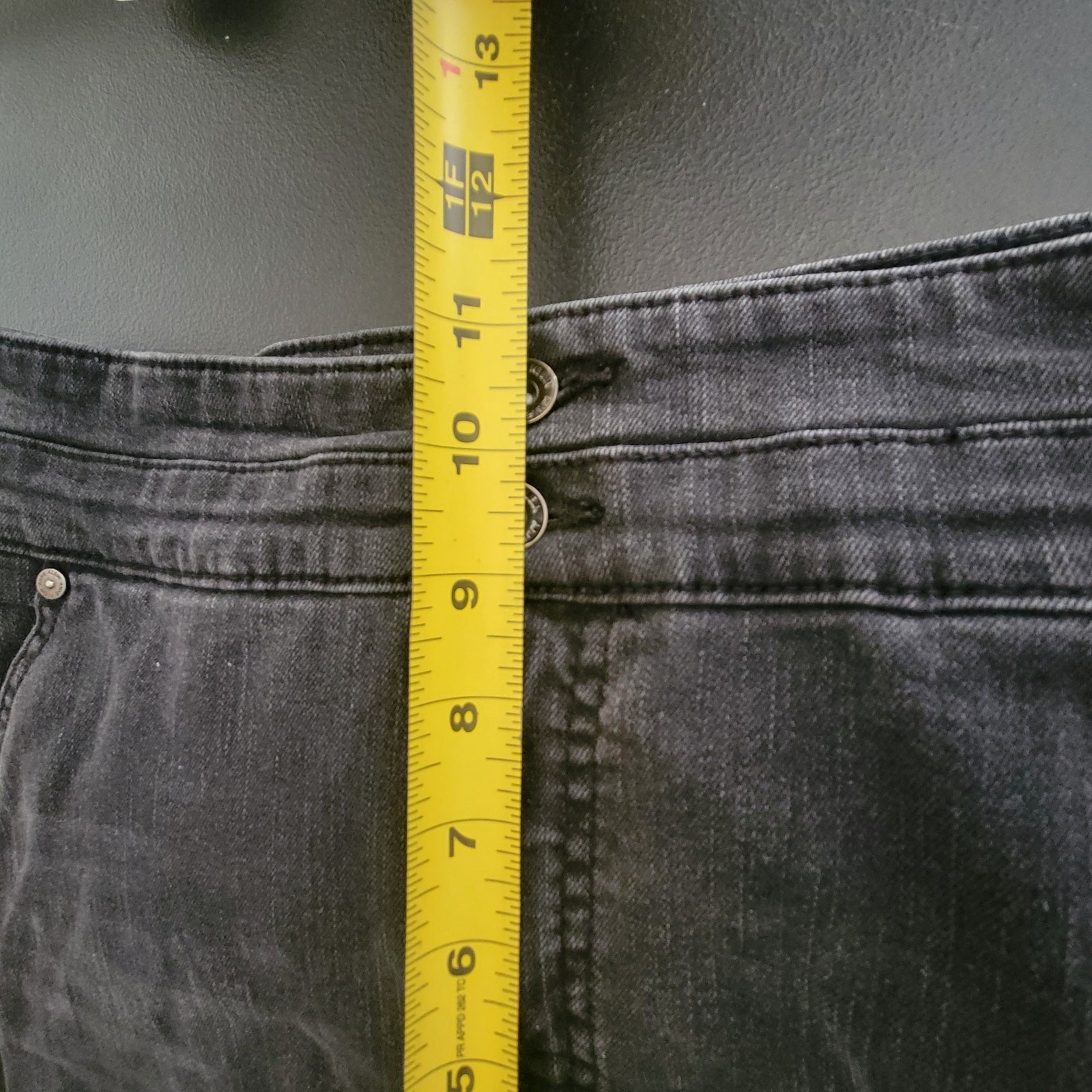 Anne Klein Jeans Size 6 Black Stretch Zipper Button Closure 5 pocket Boot Cut