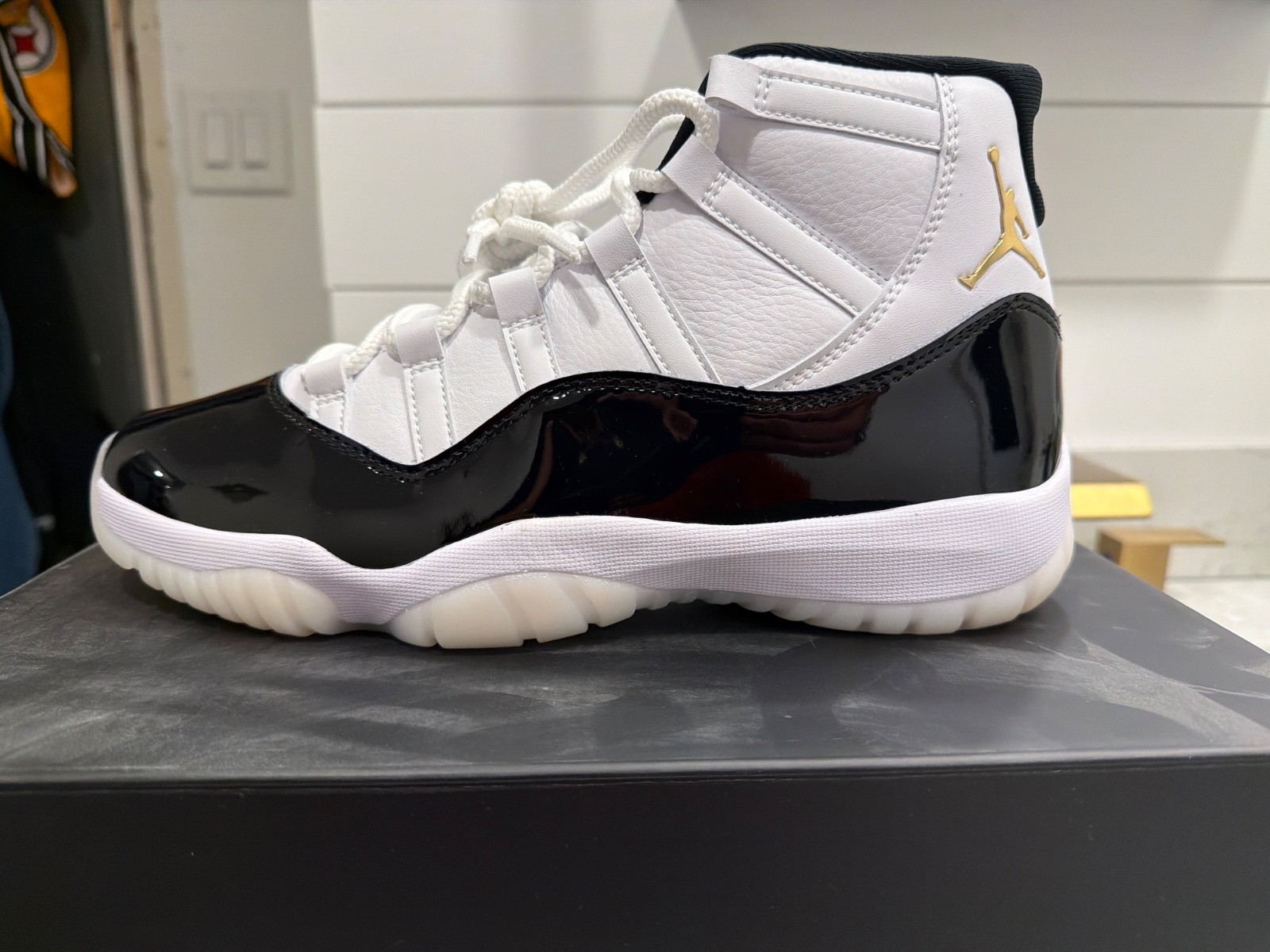 Size 10 – Jordan 11 Retro Mid Gratitude / Defining Moments