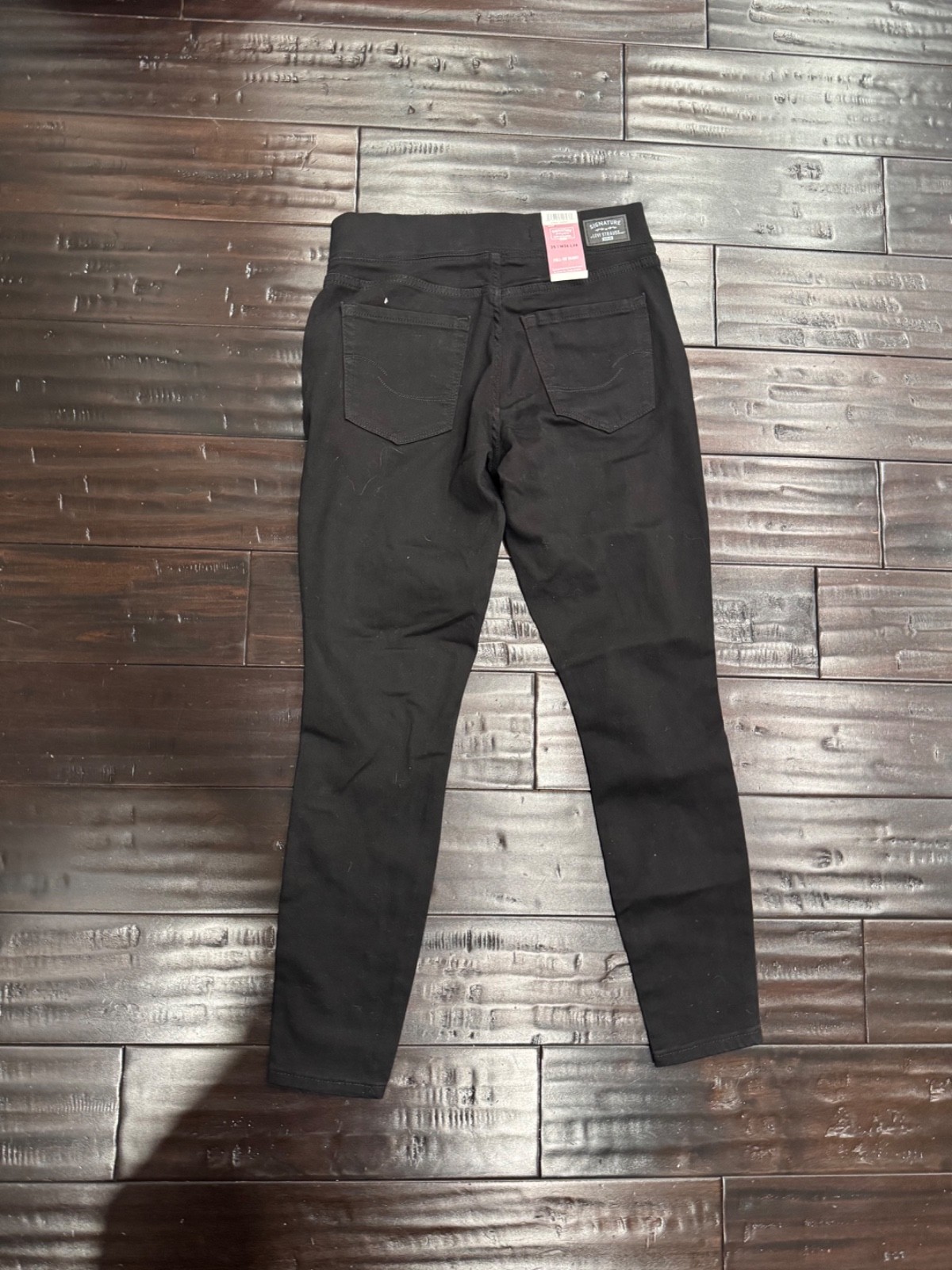 Signature by Levi Strauss & Co. Gold Women’s Black Skinny Jeans W26 L28