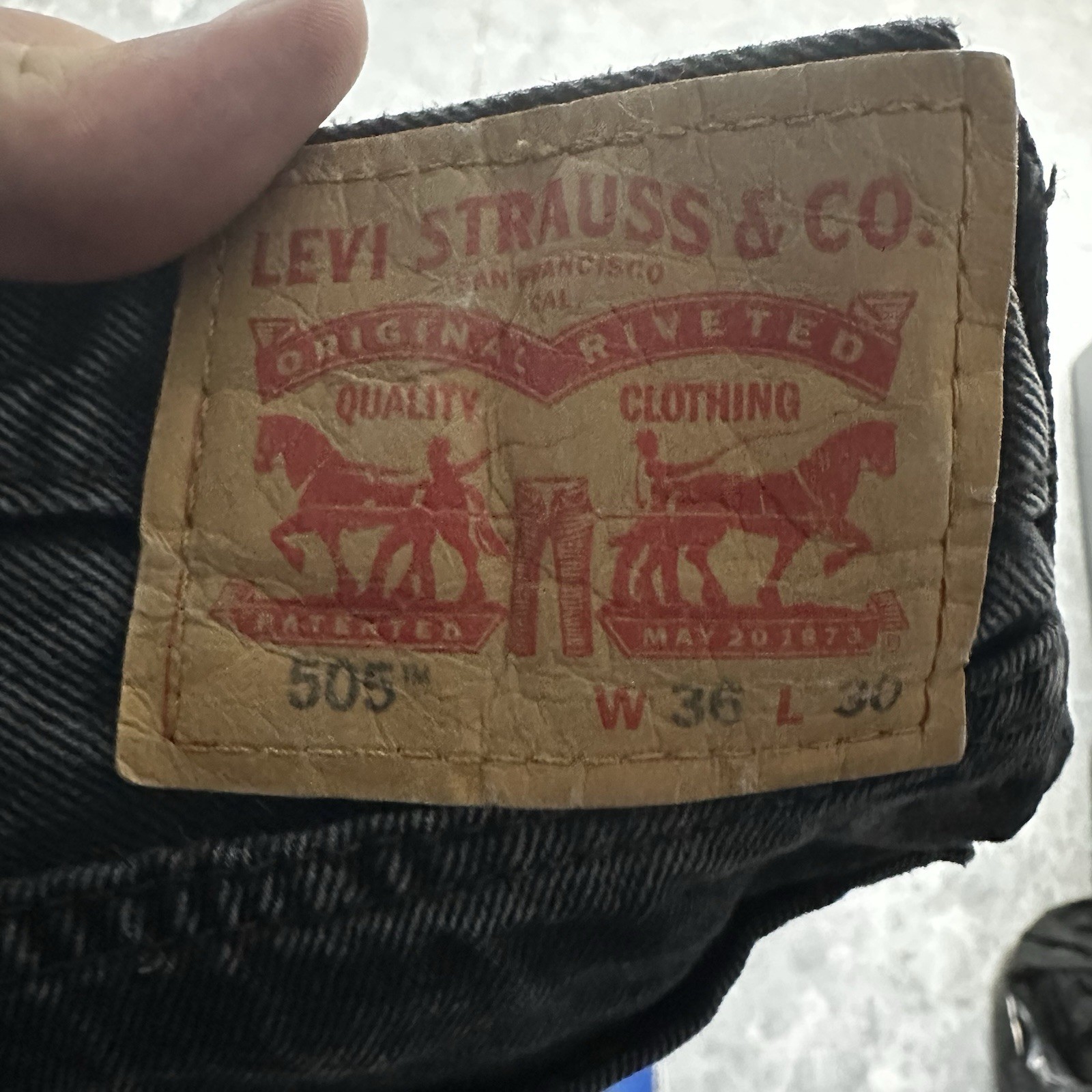 Levi’s 505 Series Men’s Black Denim Straight Jeans Size 36×30