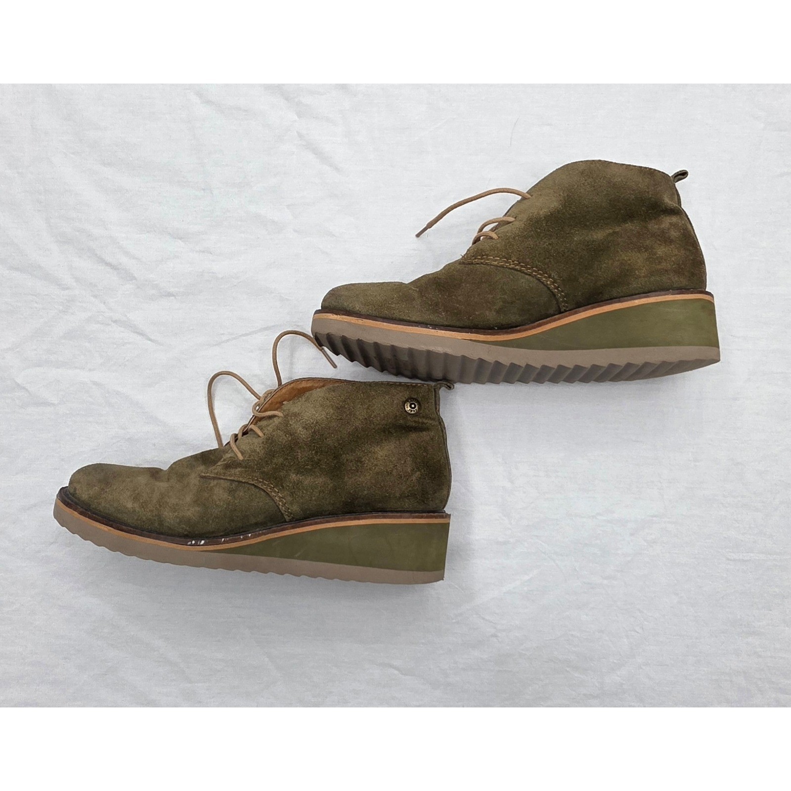 Sofft Women Olive Green Suede Wedge Chukka Boots 1432129 Size 8.5M