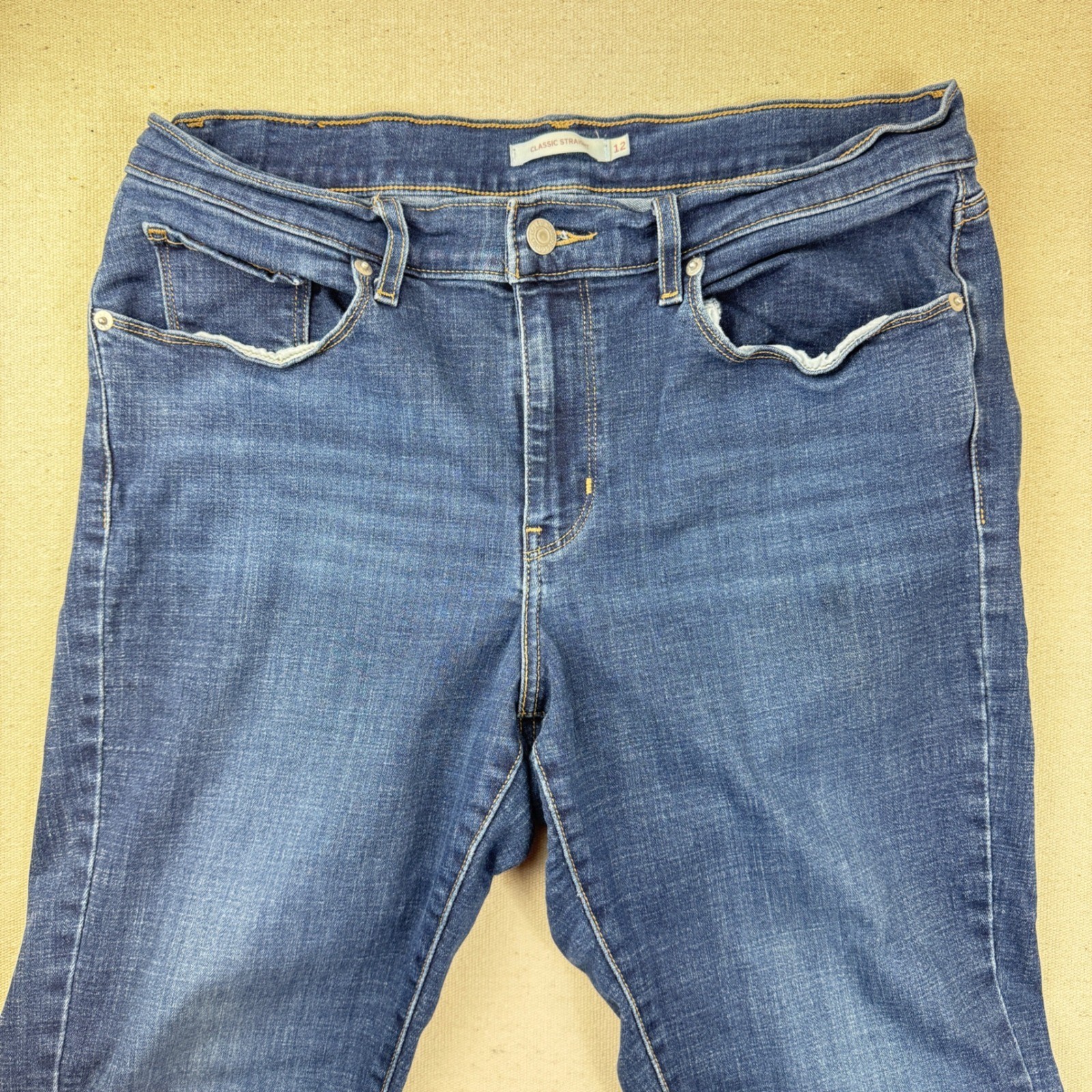 Levis Womens Classic Straight Leg Jeans Dark Wash Blue Denim Size 12