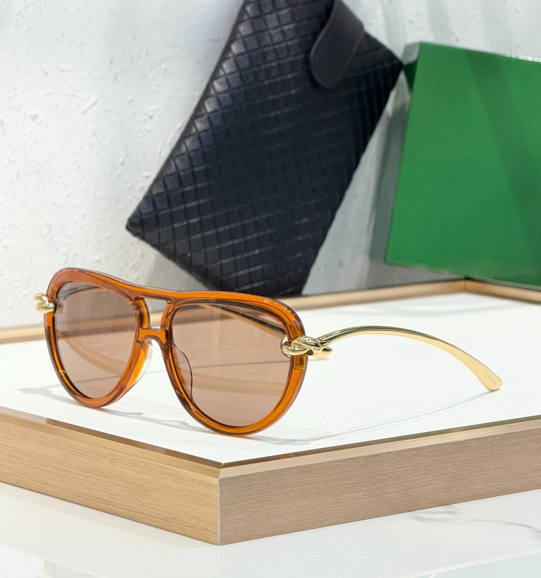 Bottega Veneta BV1418S Sunglasses SIZE：58口15-145