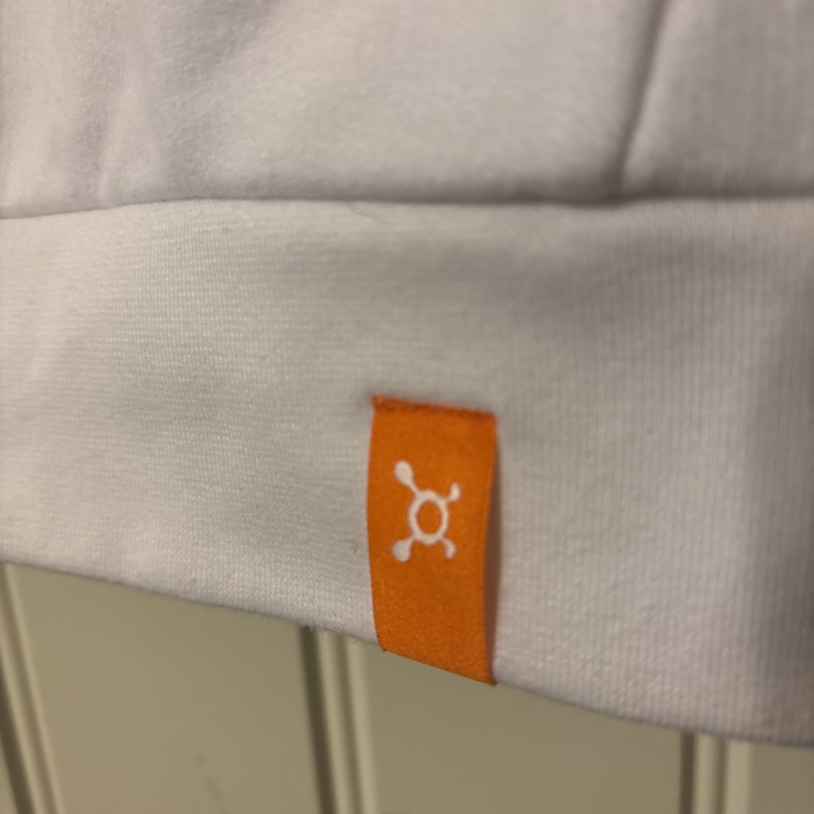 Orangetheory Fitness Small White Crewneck Sweatshirt Graphic Pullover New