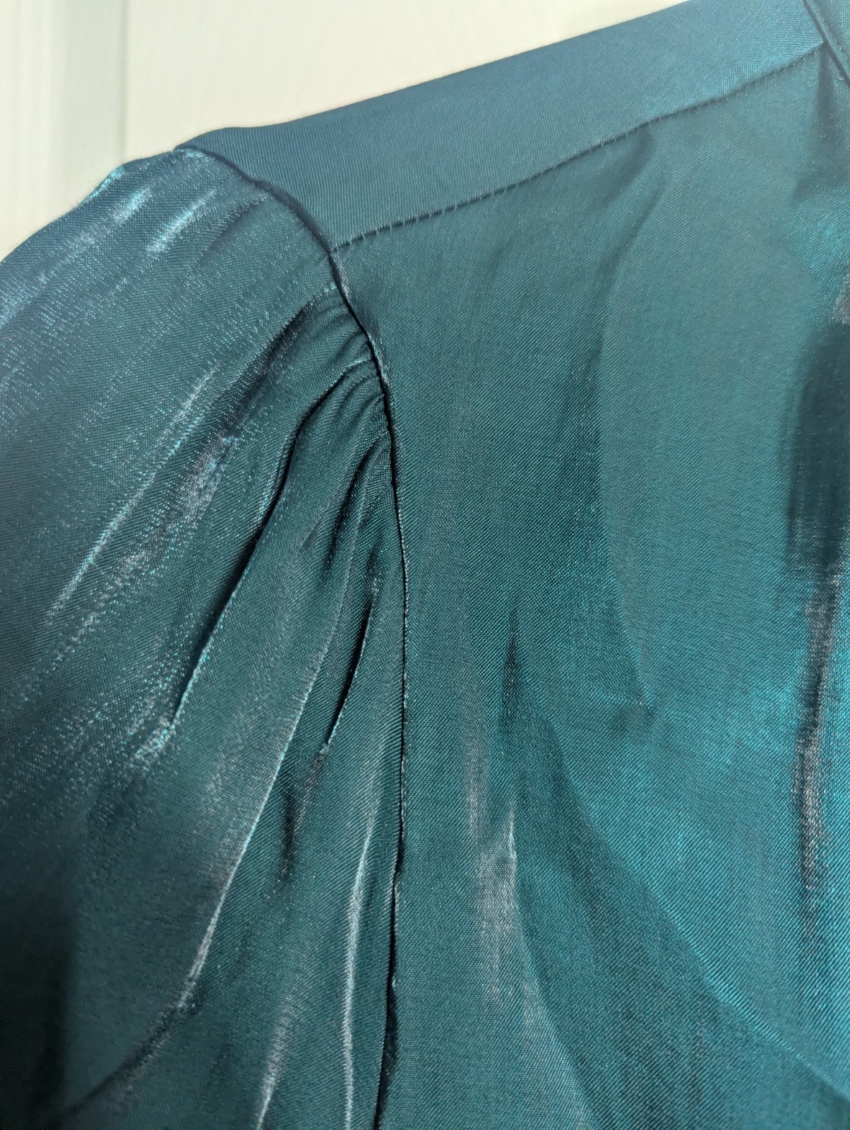 Nine West Blouse Women’s S Teal Metallic Shimmer Long Sleeve Keyhole Mock Neck