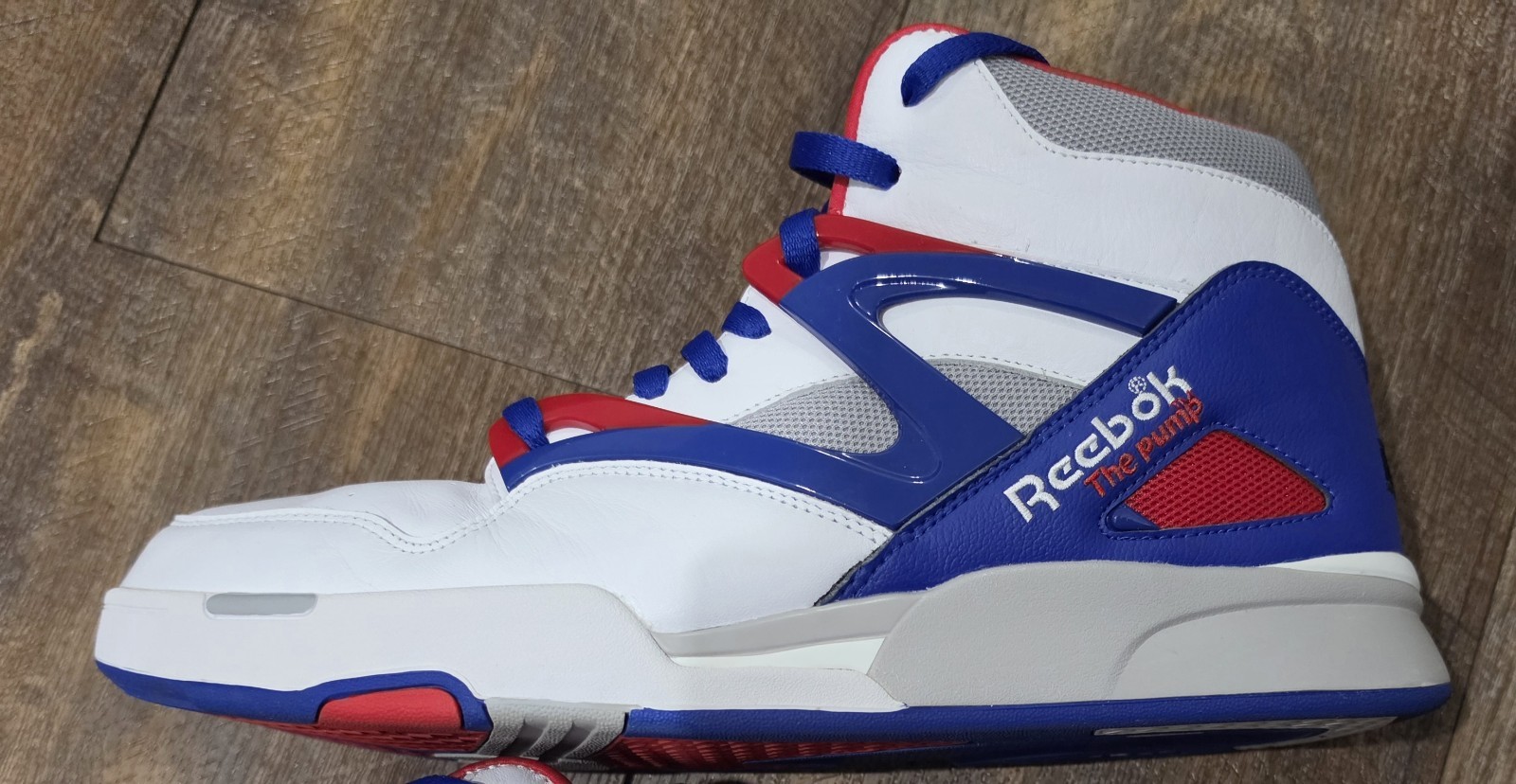 Reebok Pump Omni Zone II Hexalite Red White Blue Men’s Size 15 HO1315