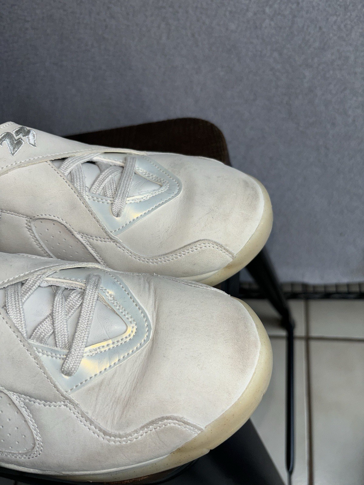 Air Jordan 8 Retro C&C Trophy Champagne 2016 Size 11.5 Pre-owned