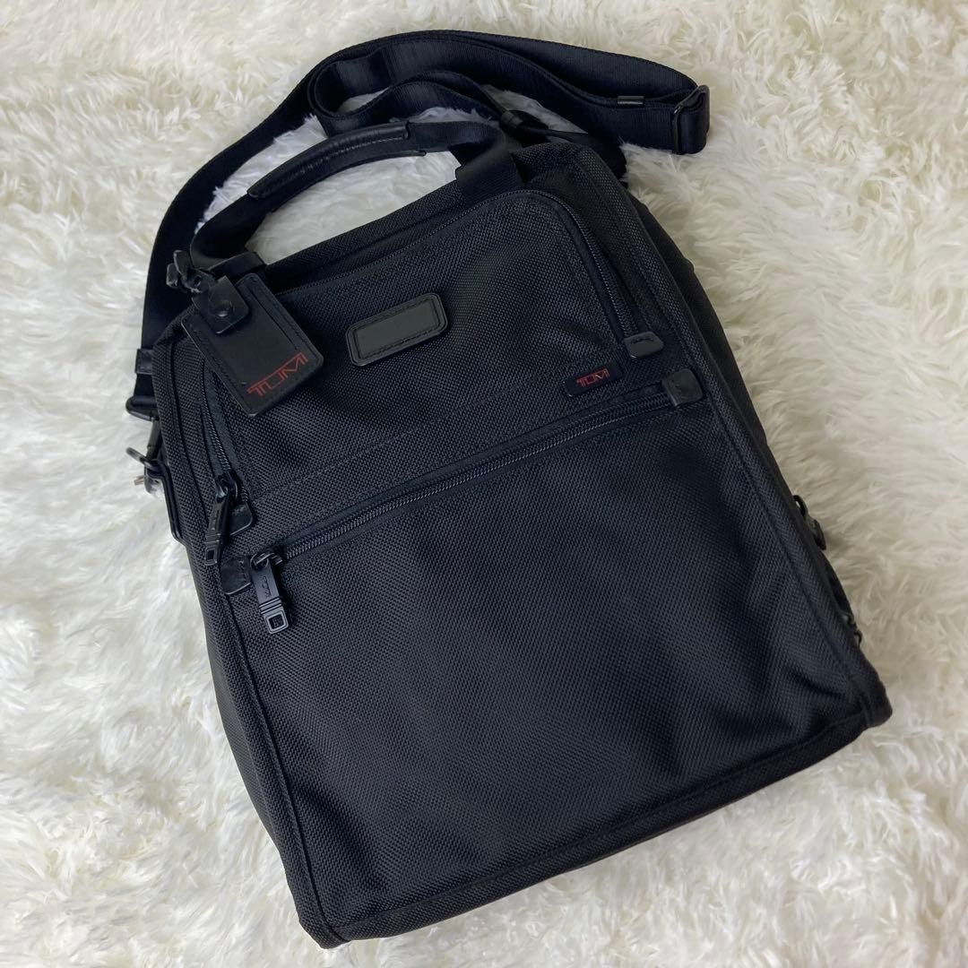 TUMI Shoulder Bag Black Medium Travel Tote 2WAY