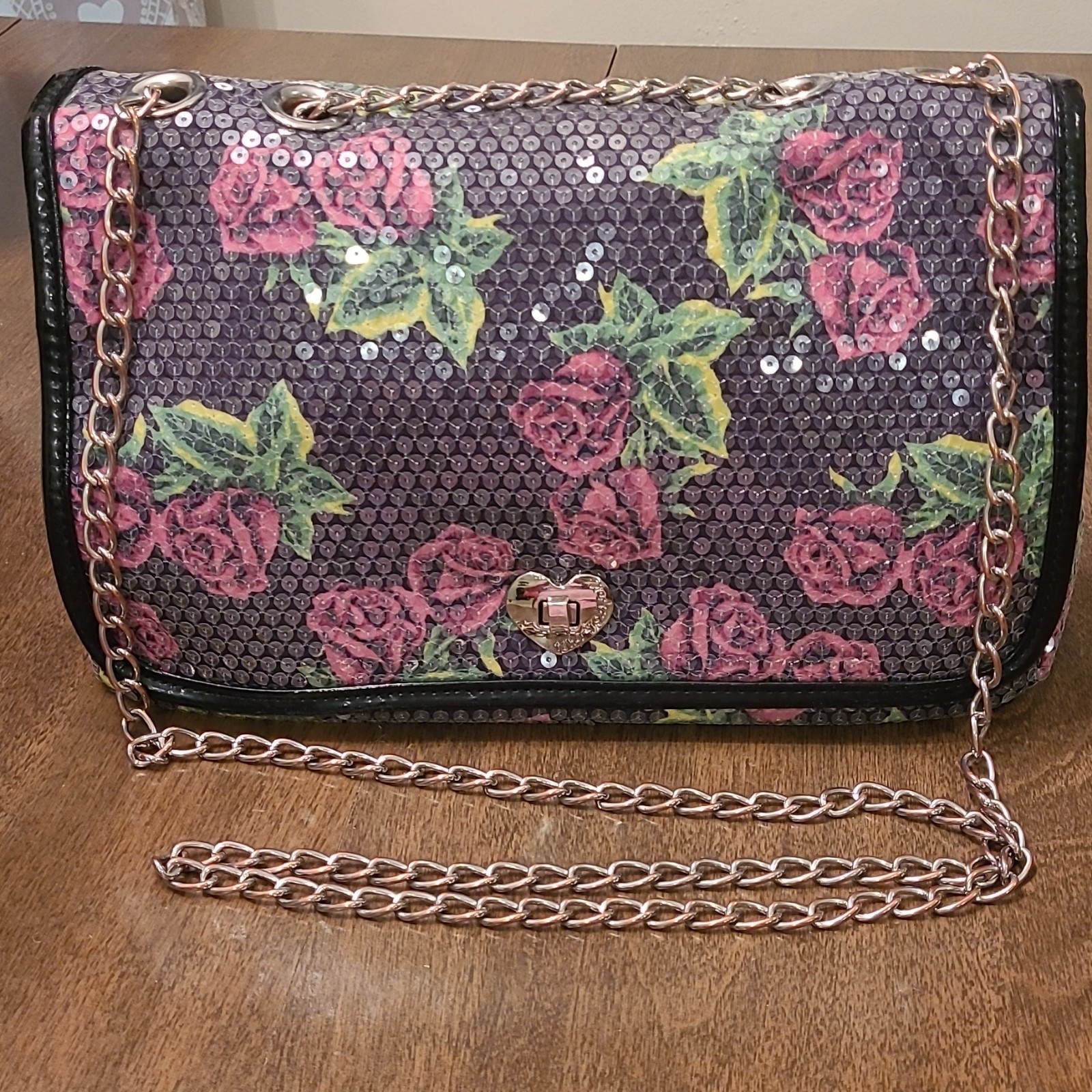 Betsey Johnson Floral Sequin Crossbody/Clutch Silver Chain Strap Turn Lock Zip