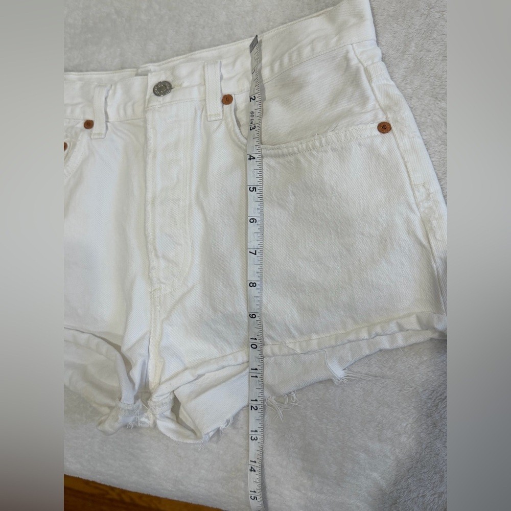 🤍 CITIZENS OF HUMANITY “Annabelle” Cutoff White Denim Shorts – Size 27 🤍