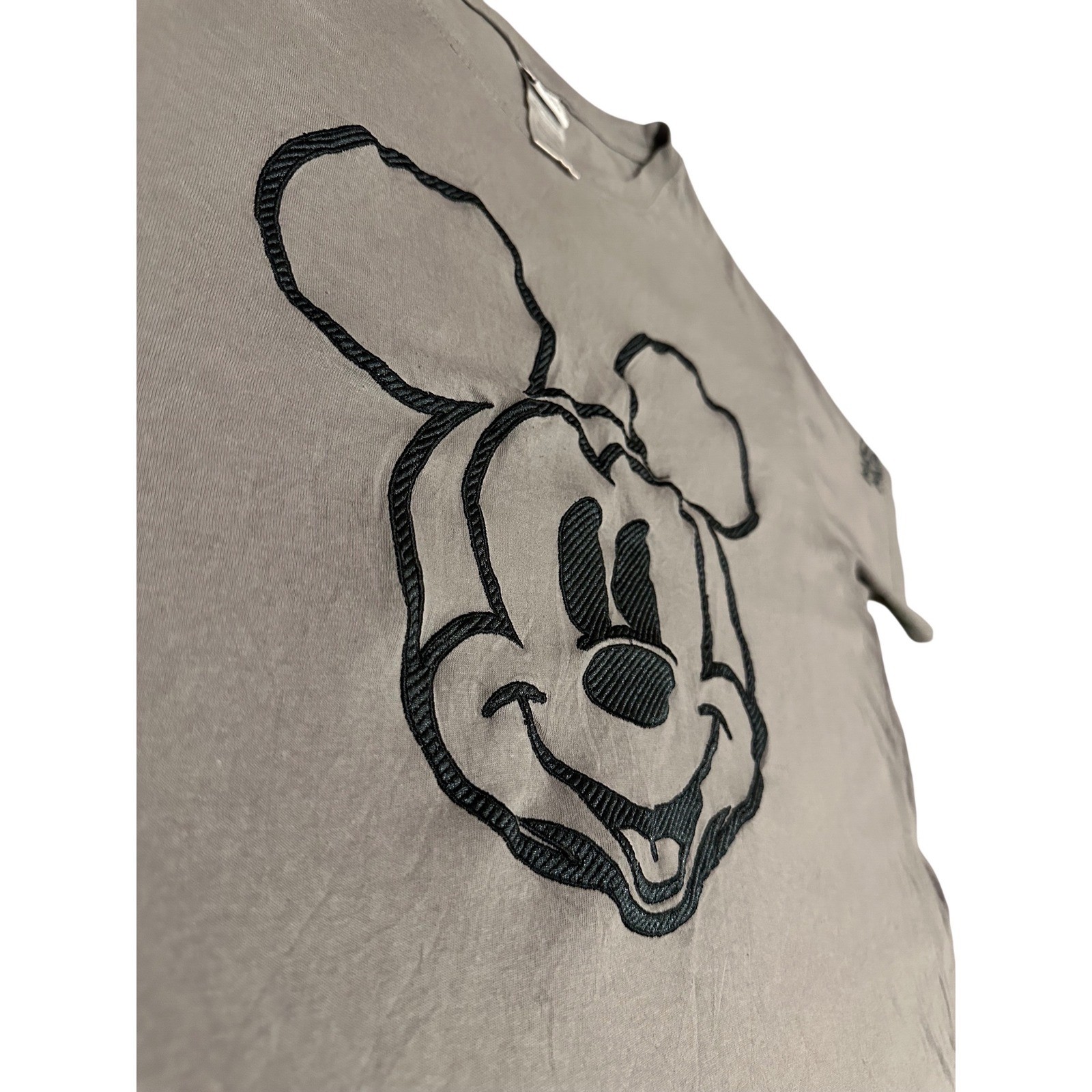 Disney Mickey Mouse Embroidered T-Shirt Taupe Gray Short Sleeve XL Womens