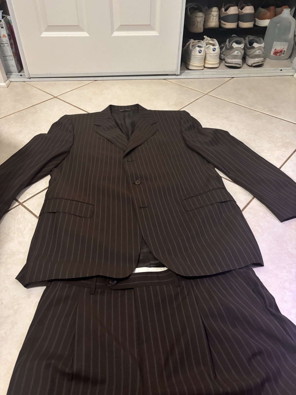 Saks Fifth Avenue Canali Super 120s Wool Pinstripe Suit Men’s 44Chest 37x29Pants