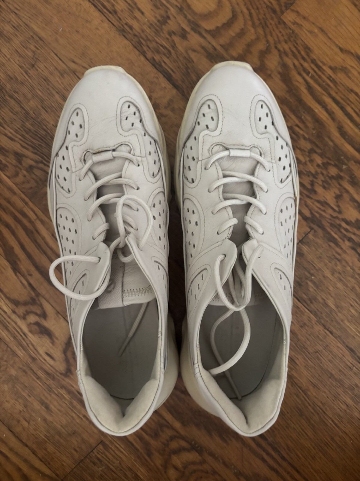 Ecco Chunky Sneaker Cream Leather 10 US W