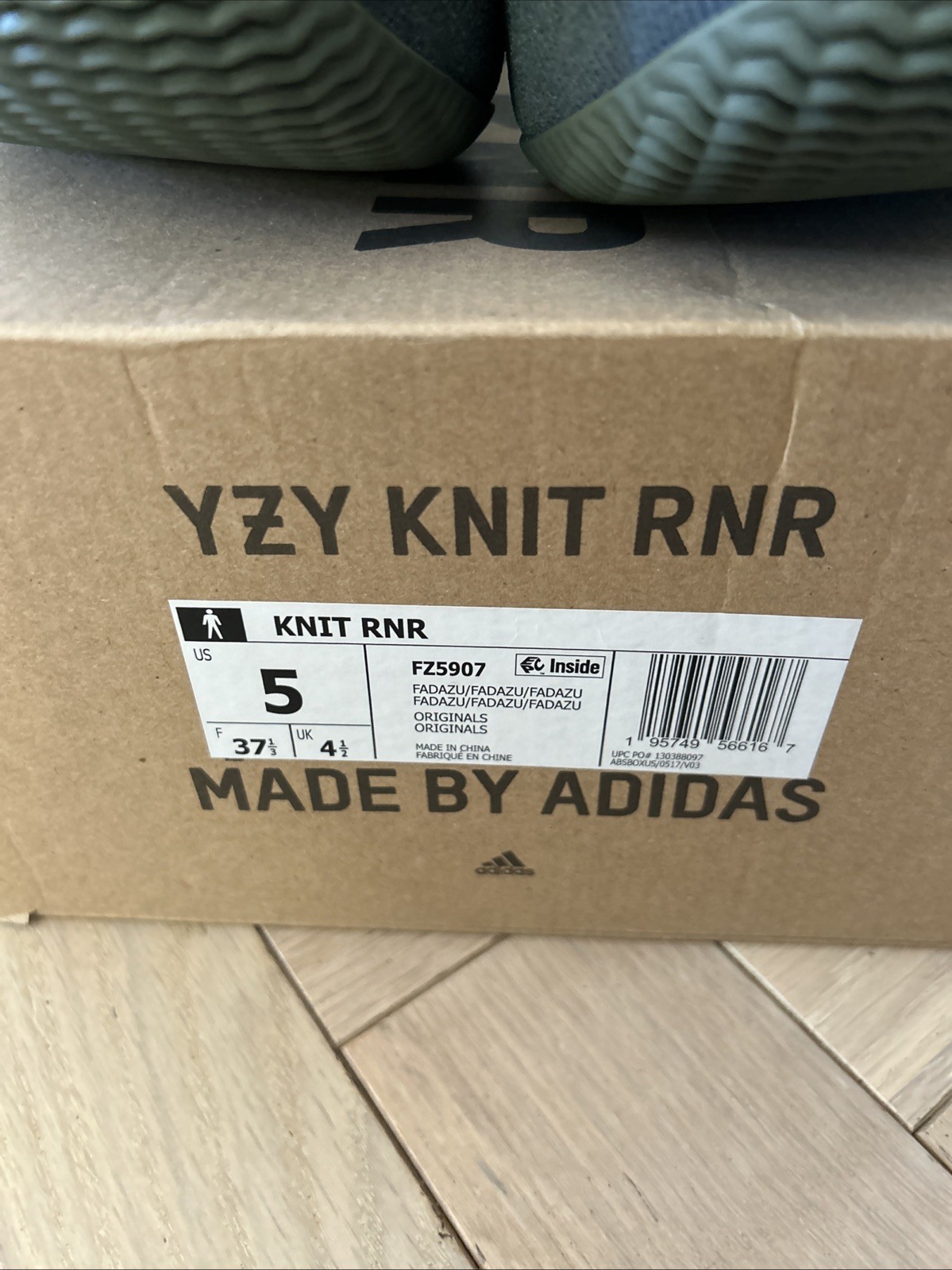 Adidas YZY Knit RNR Sneakers