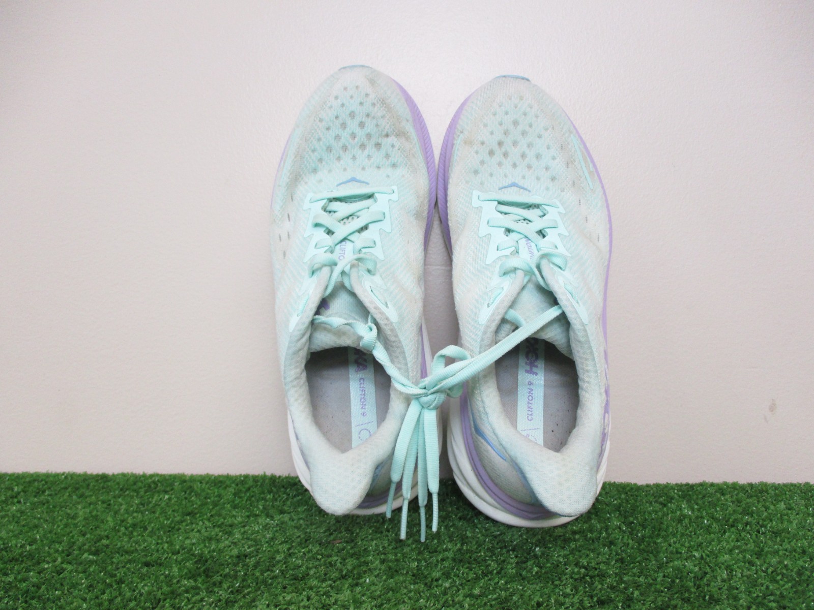 Hoka Clifton 9 Shoes Womens 9.5 Green Purple White Track Road Running Cushion *