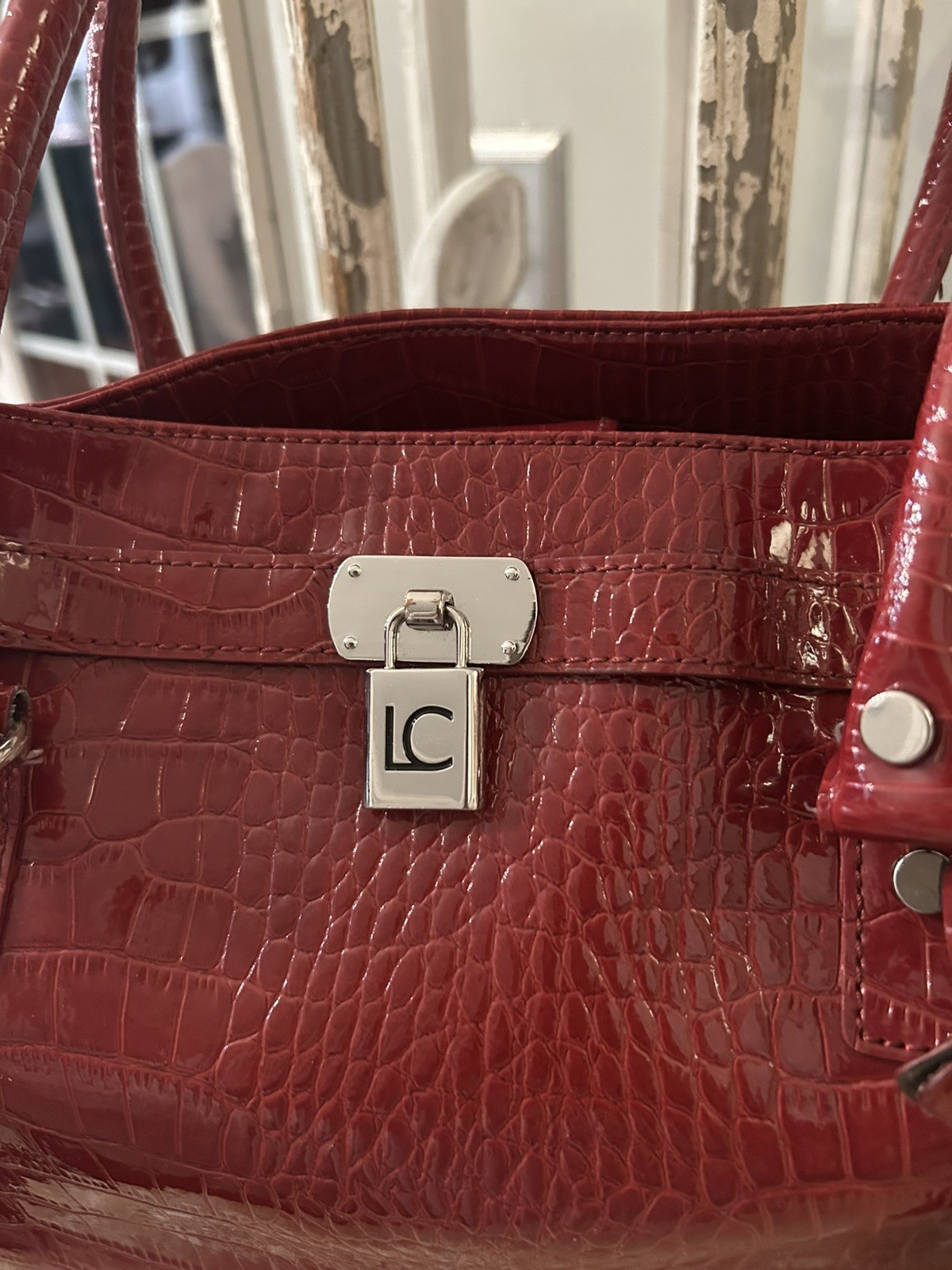 LIZ Claiborne Red Glossy Crocodile Embossed Tote Handbag Silver LC Padlock EUC