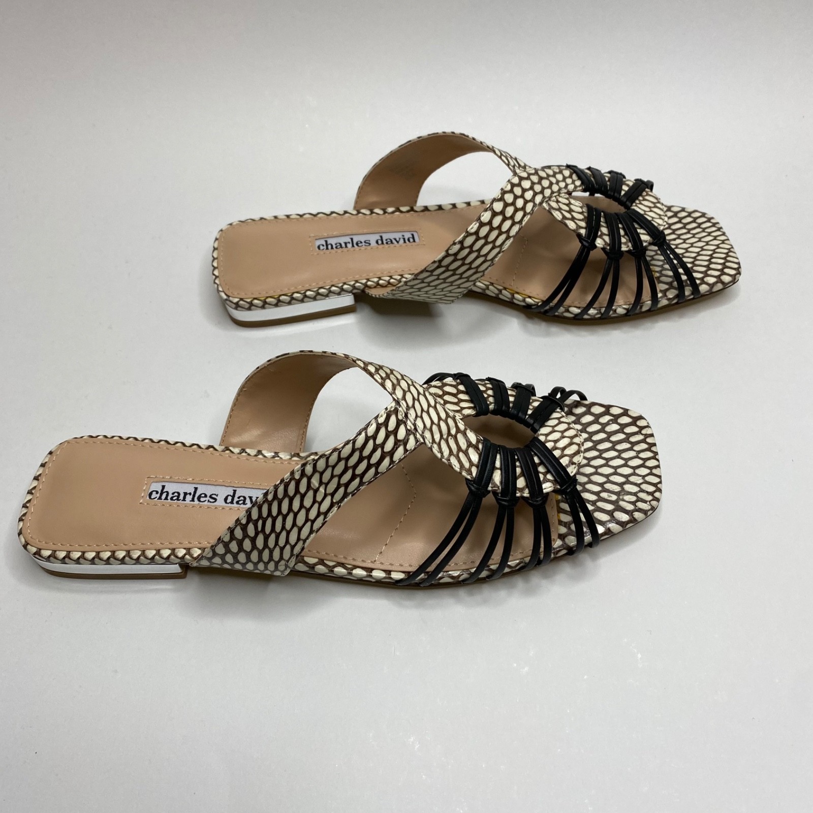 NEW Charles David Silvy Black White Snake Leather Sandals Women’s Size 6M