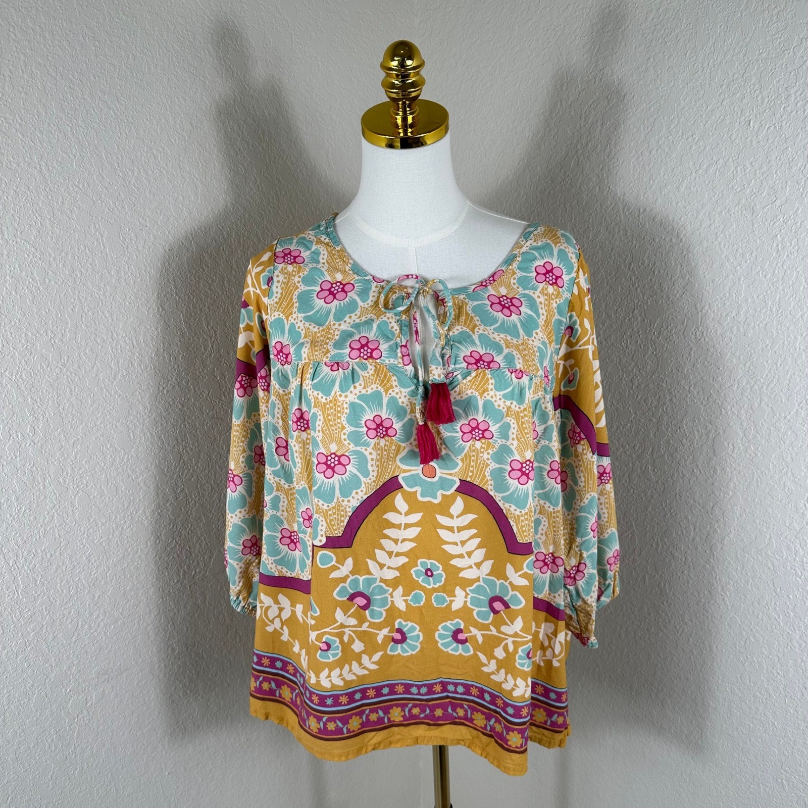 Natural Life Maribel Tunic Top Women Medium Yellow Floral Boho Tassel Split Neck