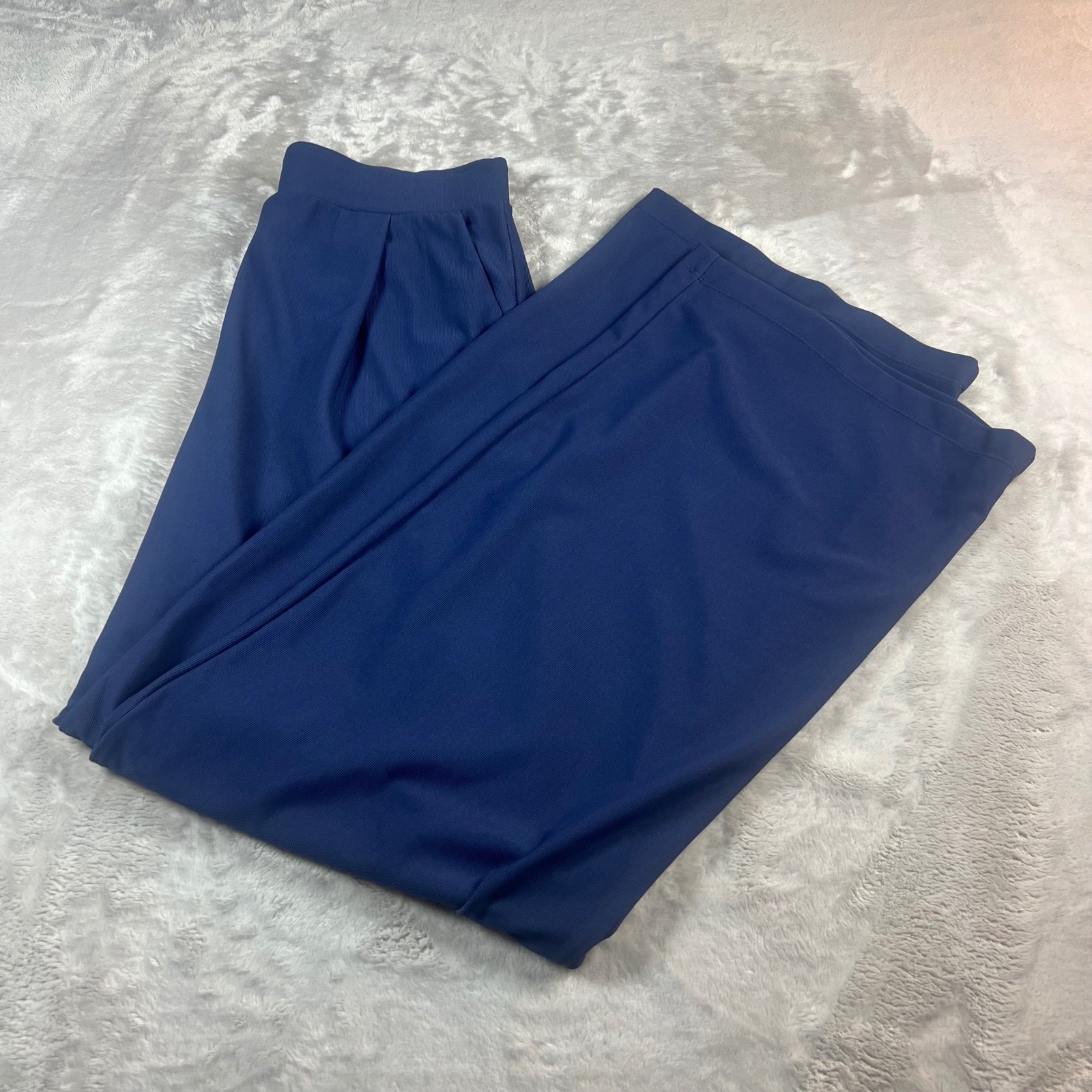 Halara Women’s M Regular Wide Leg Yoga Pants Navy Blue High Waist Pleated