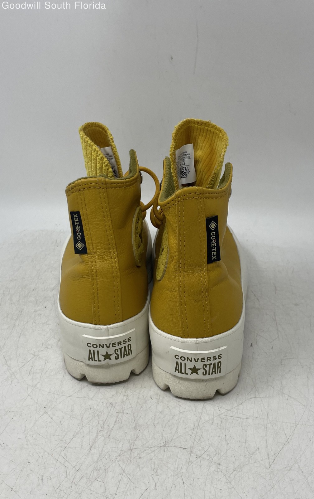 Converse Womens CTAS Lugged Winter Hi 565005C Yellow White Sneaker Shoes Sz 7.5