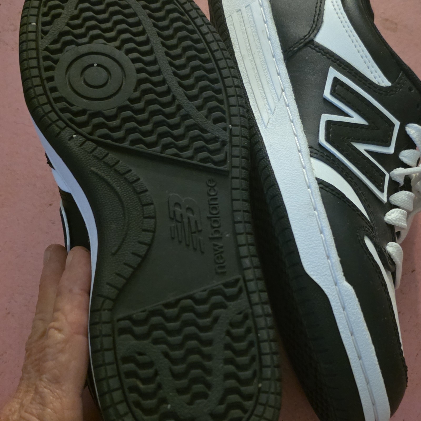 New Balance 480 BB480BW Black/White Colorblock Low Top Lace-Up Sneakers