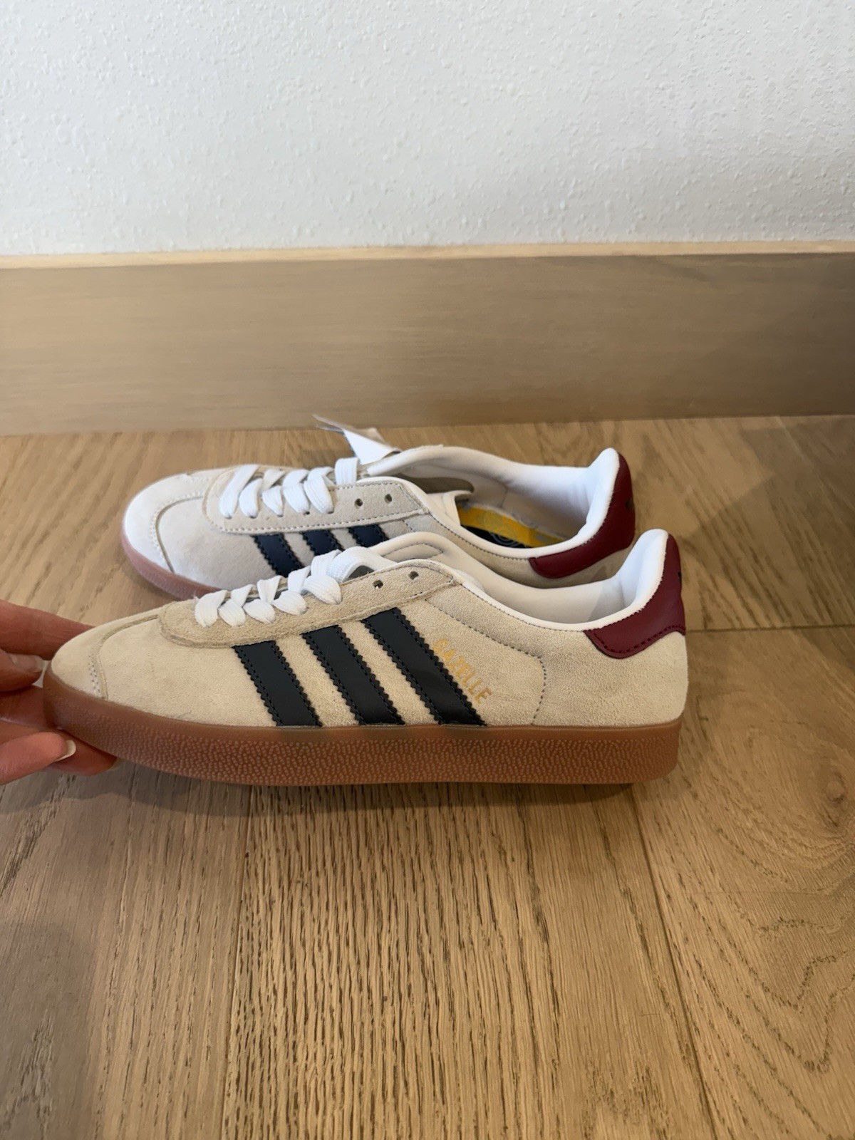 Adidas Classic Samba Men’s 6 White Lace Up Sneakers Shoes Tennis Casual Unisex