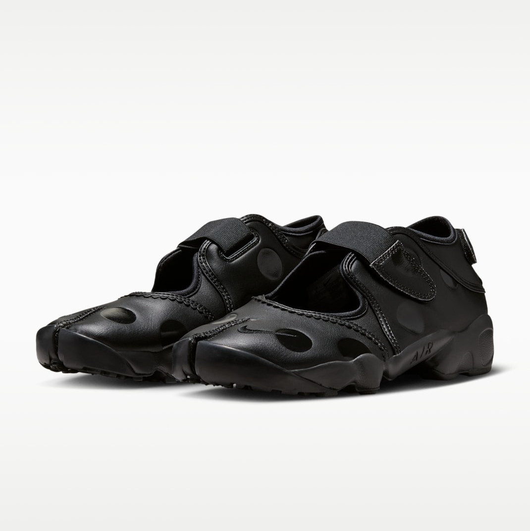 NIKE Women’s Air Rift IR1226-002 Black Black Black