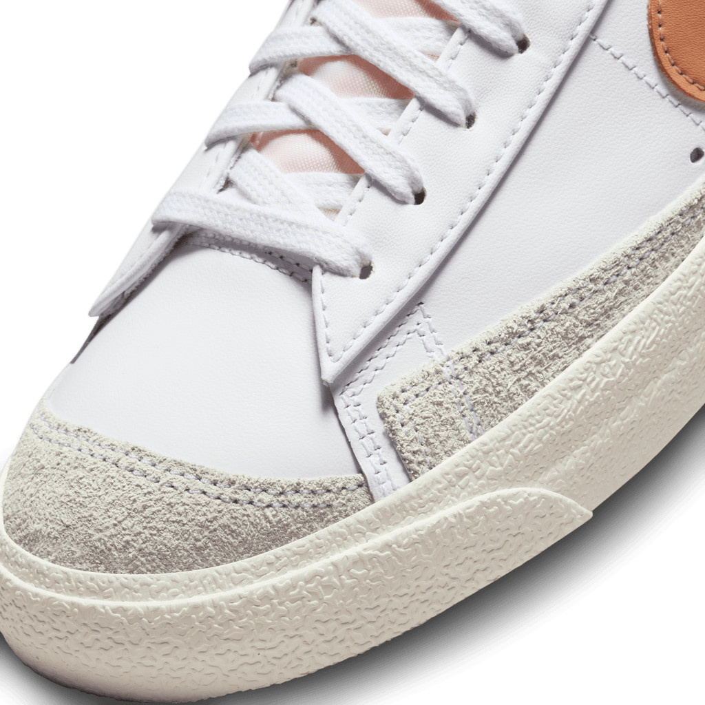 Nike Blazer Mid ’77 VNTG White Amber Brown BQ6806-125 sz 10 Men’s