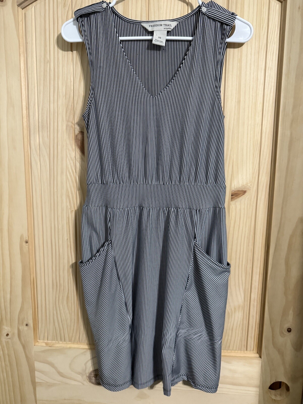FREEDOM TRAILS by Kyodan Active Dress Size XS Black Striped Sleeveless Pockets