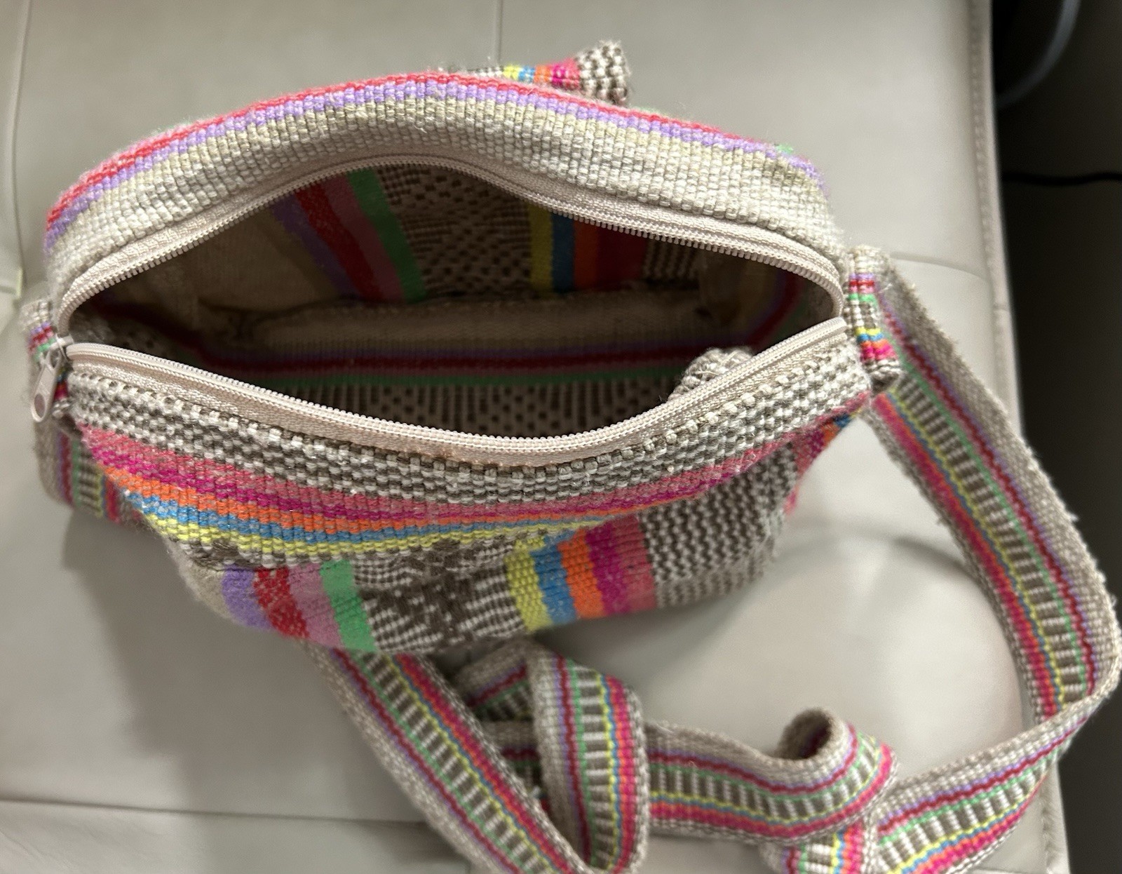 PINZON Woven Striped Beige Multicolor Crossbody Bag Zip, Adjustable Strap