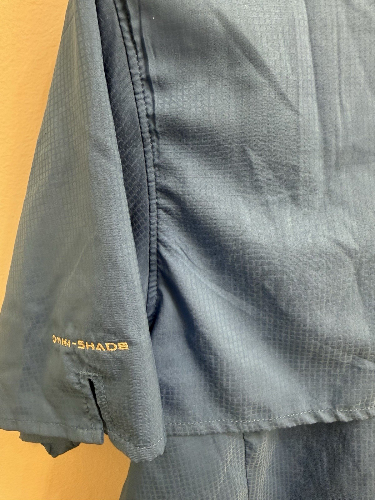 Columbia PFG Omni shade Men’s Short-Sleeve Button-Down Shirt in Blue size XL
