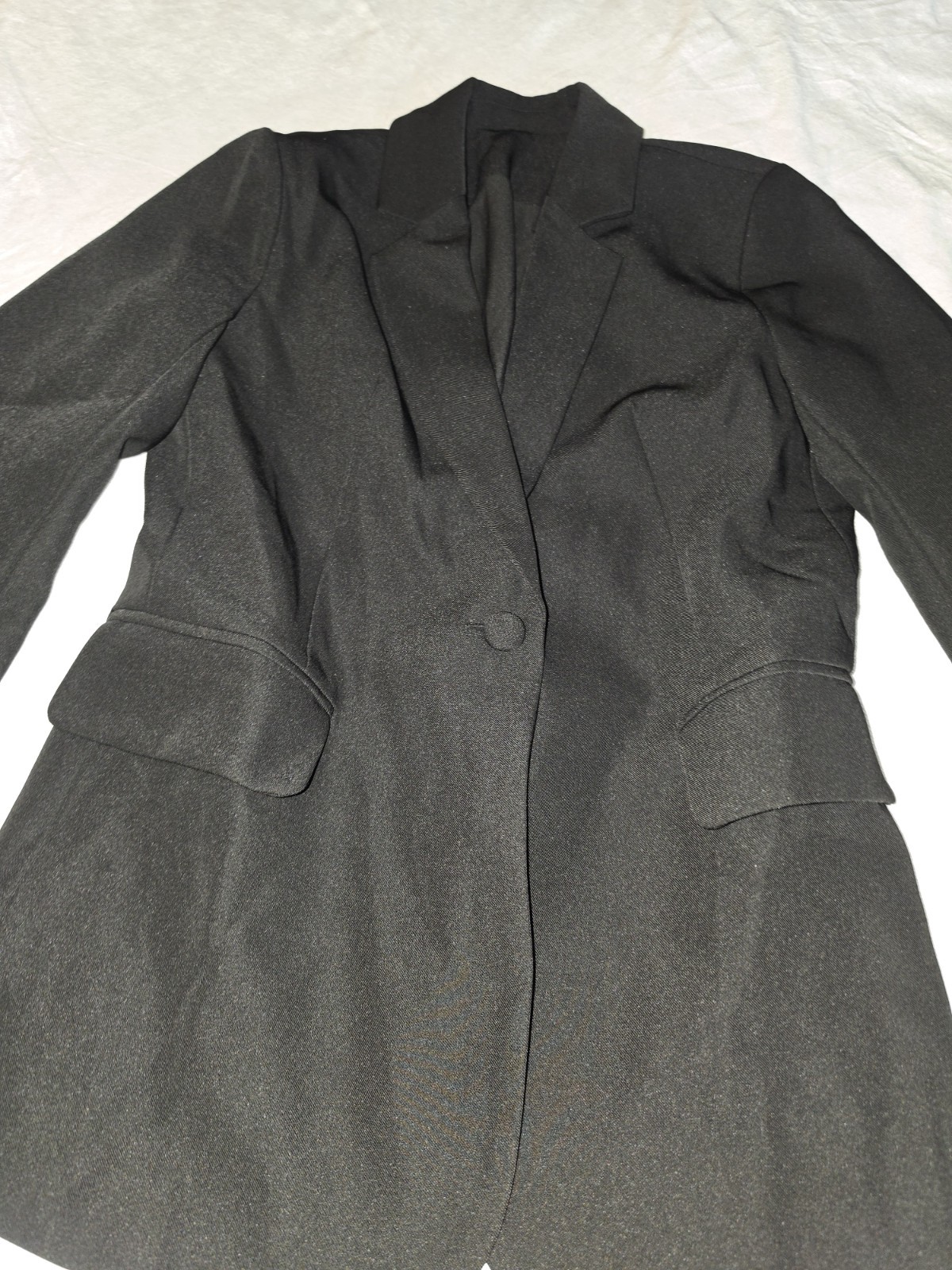 Luvamia Black 2-Piece Pant Suit Set XS Polyester Stretch Notch Lapel 1-Button