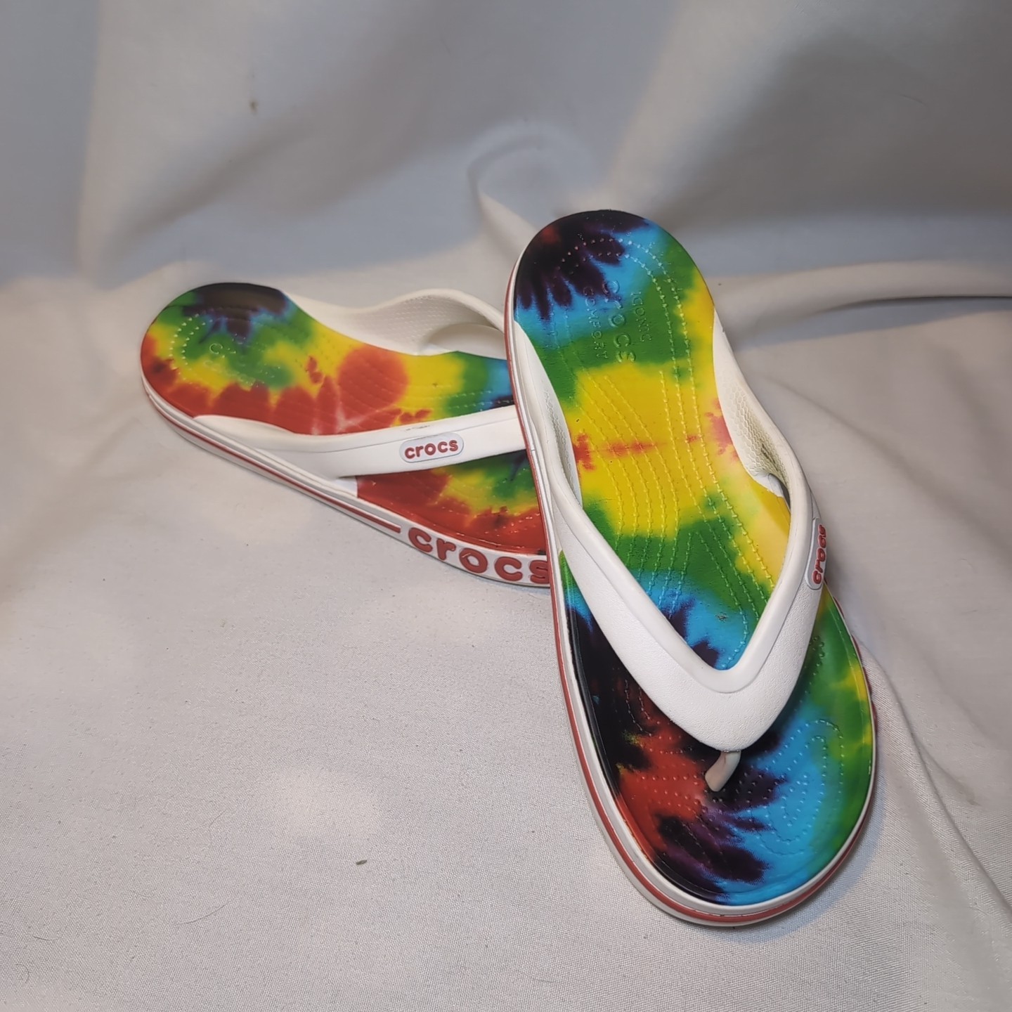 Crocs Bayaband Tie Dye Mania Flip Flops Shoe Thongs Women 7 Mens 5