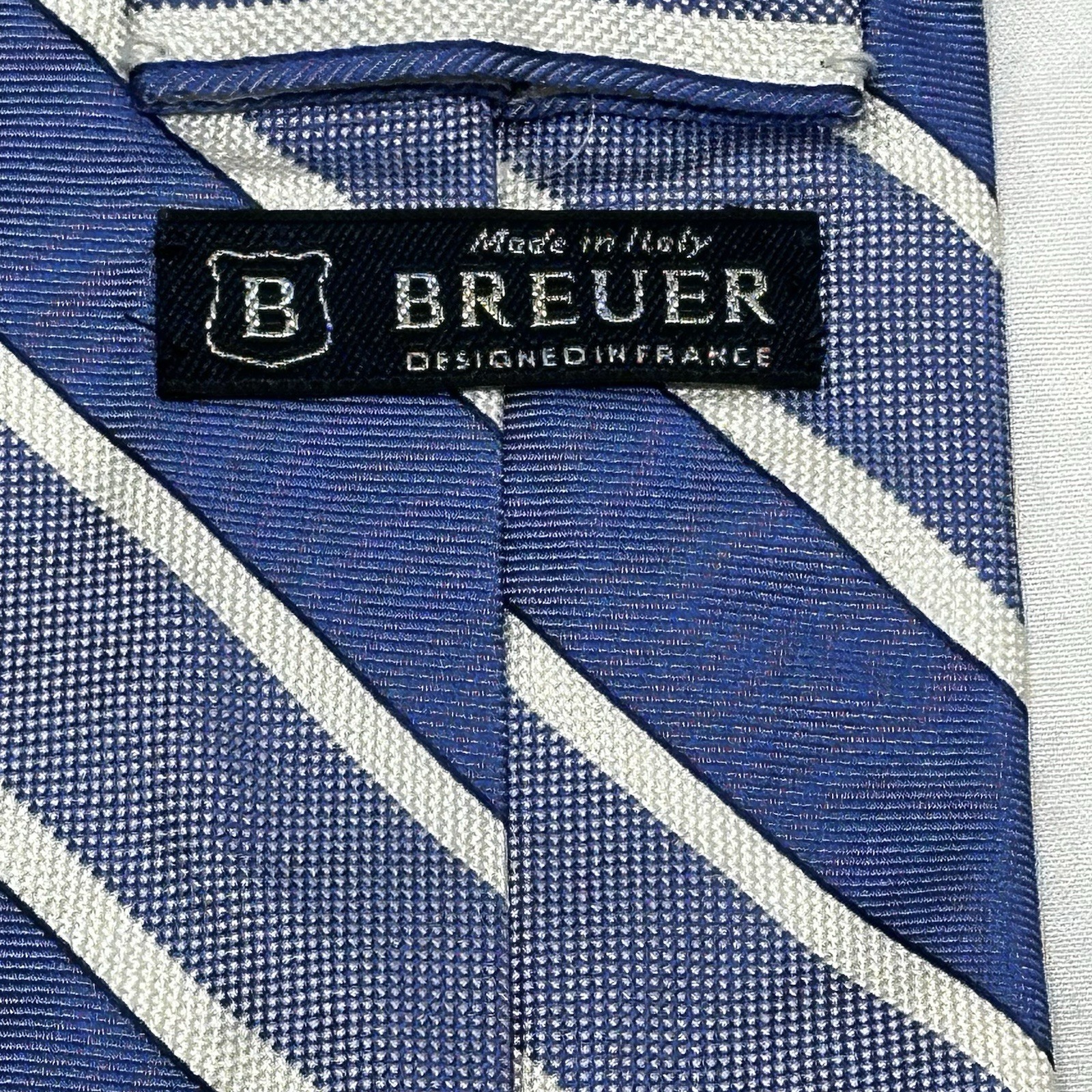 BREUER Men’s 100% Silk Necktie Designer Tie Blue White Striped L: 57” x W:3 1/8”