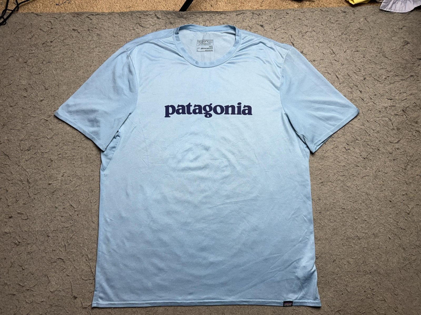 Patagonia Capilene Daily Shirt Mens Large Blue Short Sleeve Logo Baselayer
