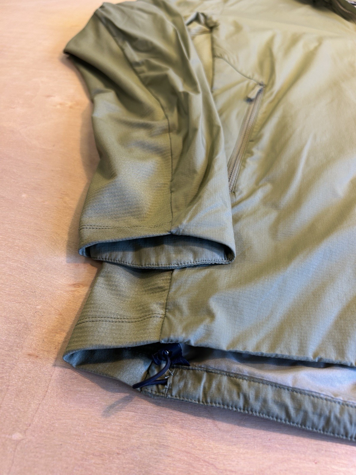 Arc’teryx Atom SL Hoody Jacket Olive Pale Green Men’s Size Small Mint Condition