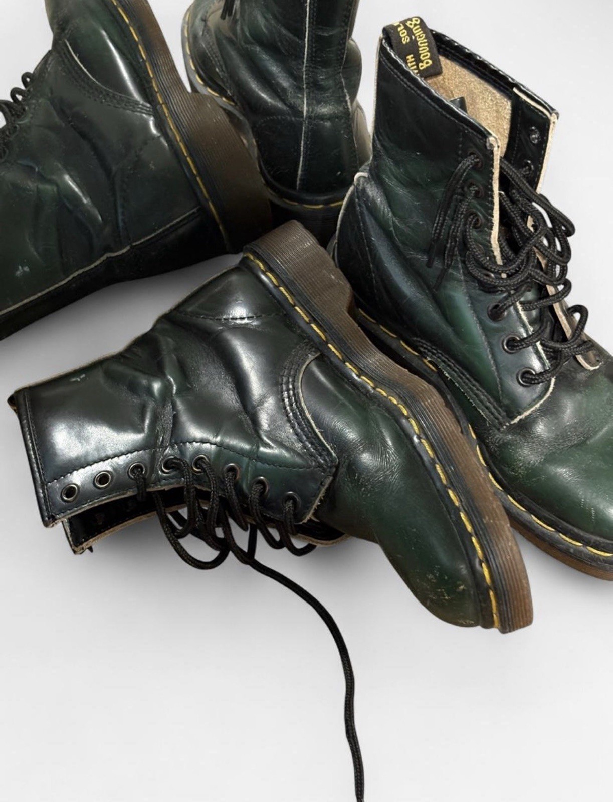 Dr. Martens Green/Black Leather Lace-Up Ankle Boots Women’s Round Toe