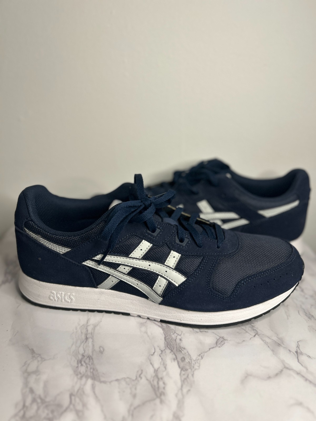 Asics Mens Shoe Lyte Classic- Midnight/ Polar Shade- Size Men’s 13- Never Worn