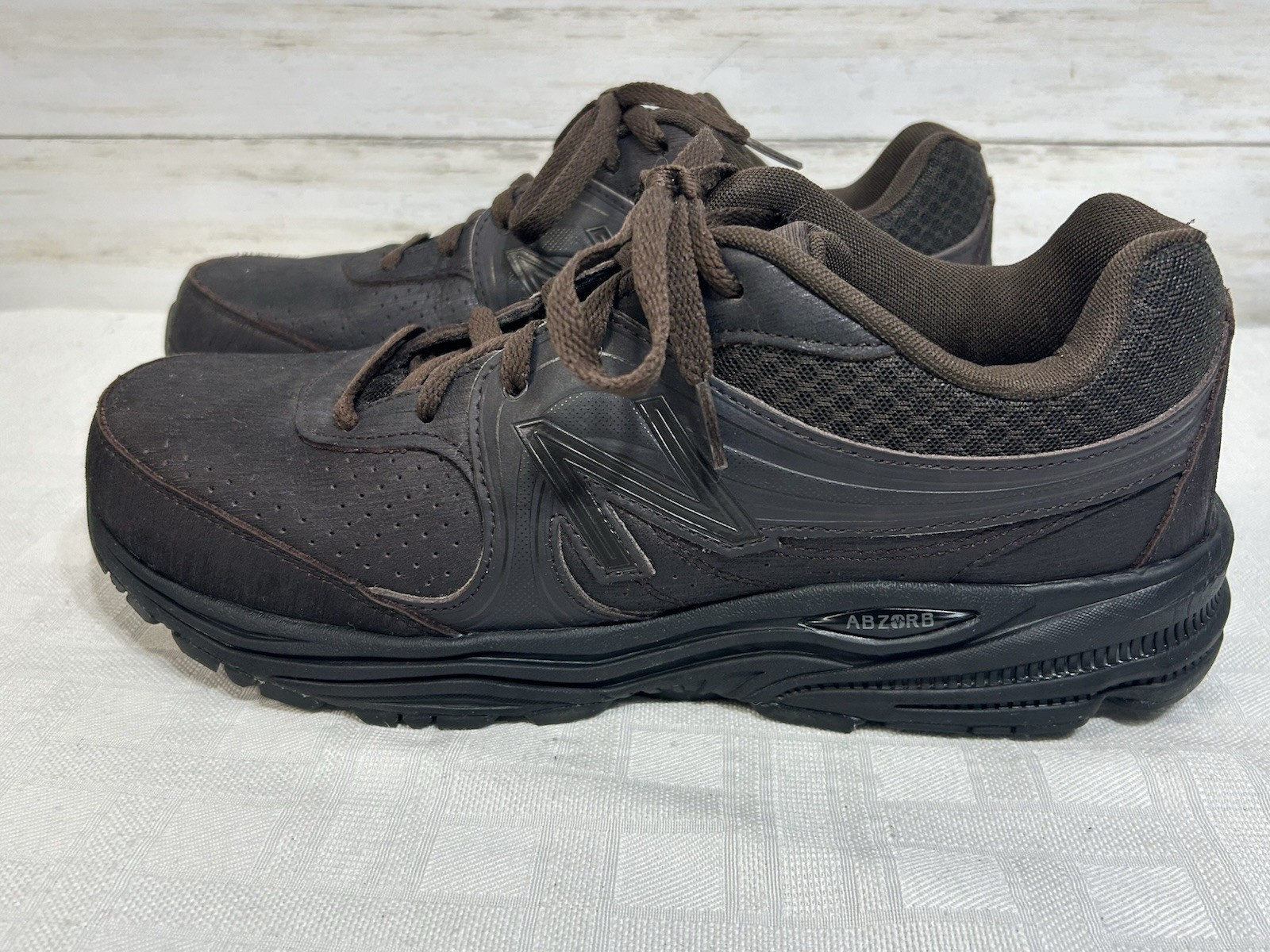 New Balance 840 Men’s Sz 11 M (D) Comfort Walking Shoes Sneakers Brown MW840BR