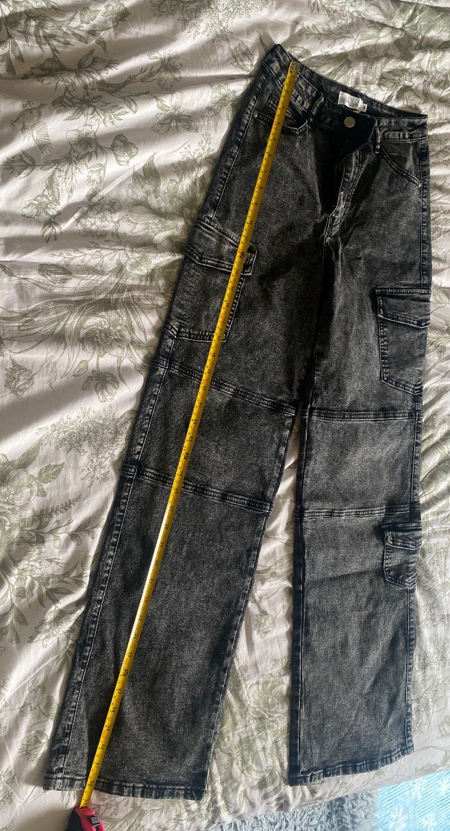 Windsor Women’s Black Acid Wash Wide-Leg Cargo Jeans Size S Stretch