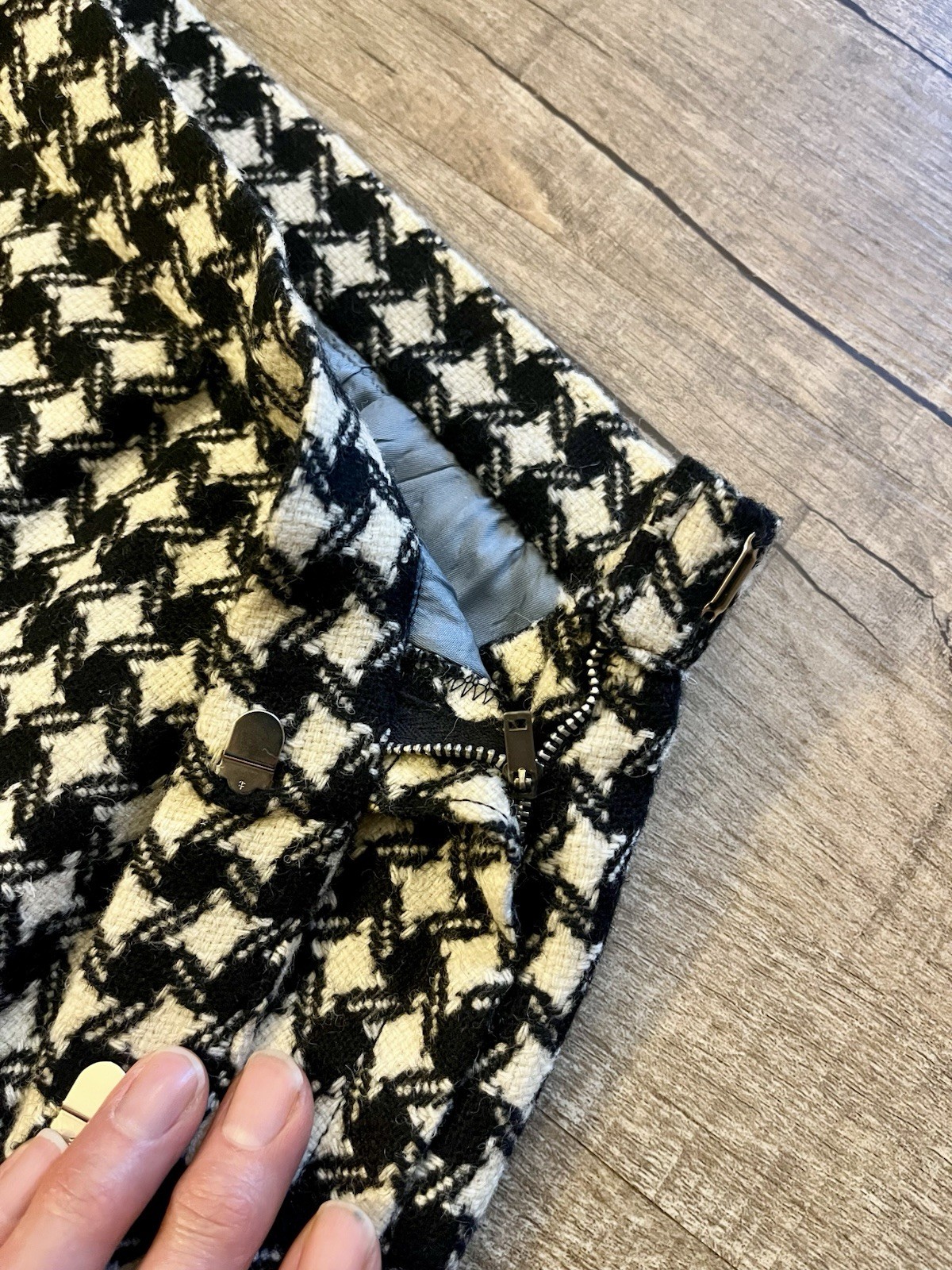 Vintage 1973 Houndstooth Maxi Skirt 38” Length Union Made Special Order TD Belk