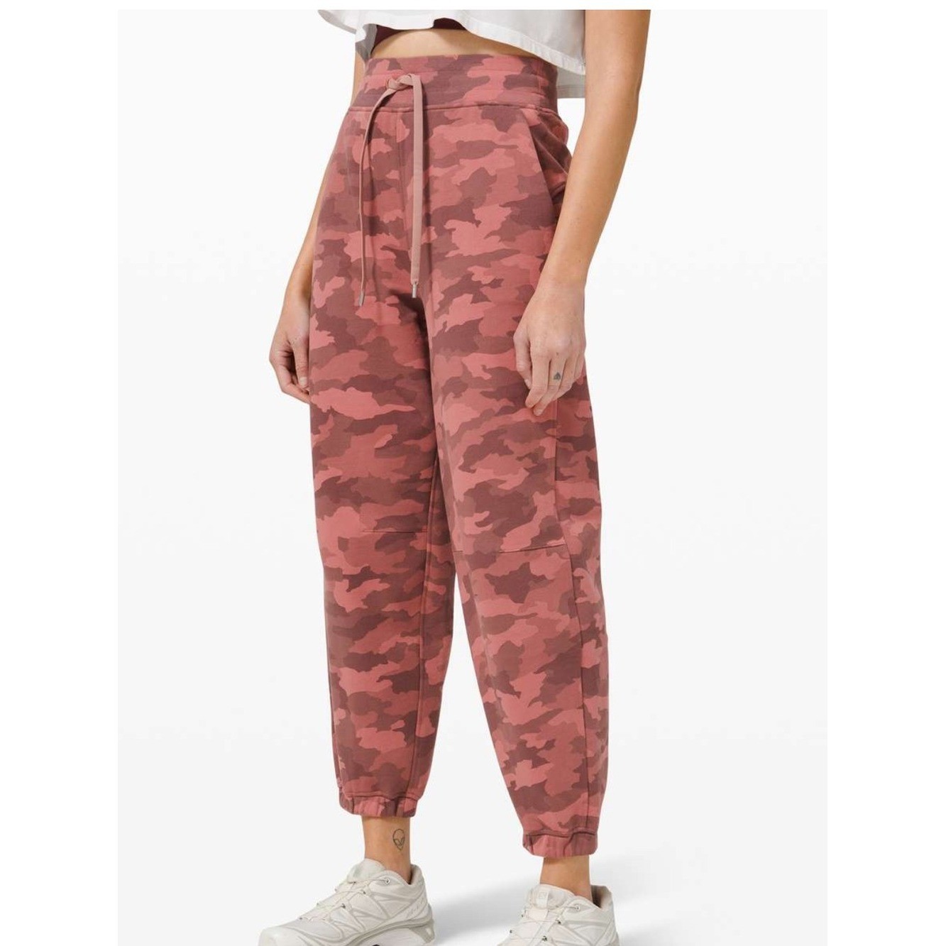 Lululemon Relaxed Fit French Terry Jogger- size 4