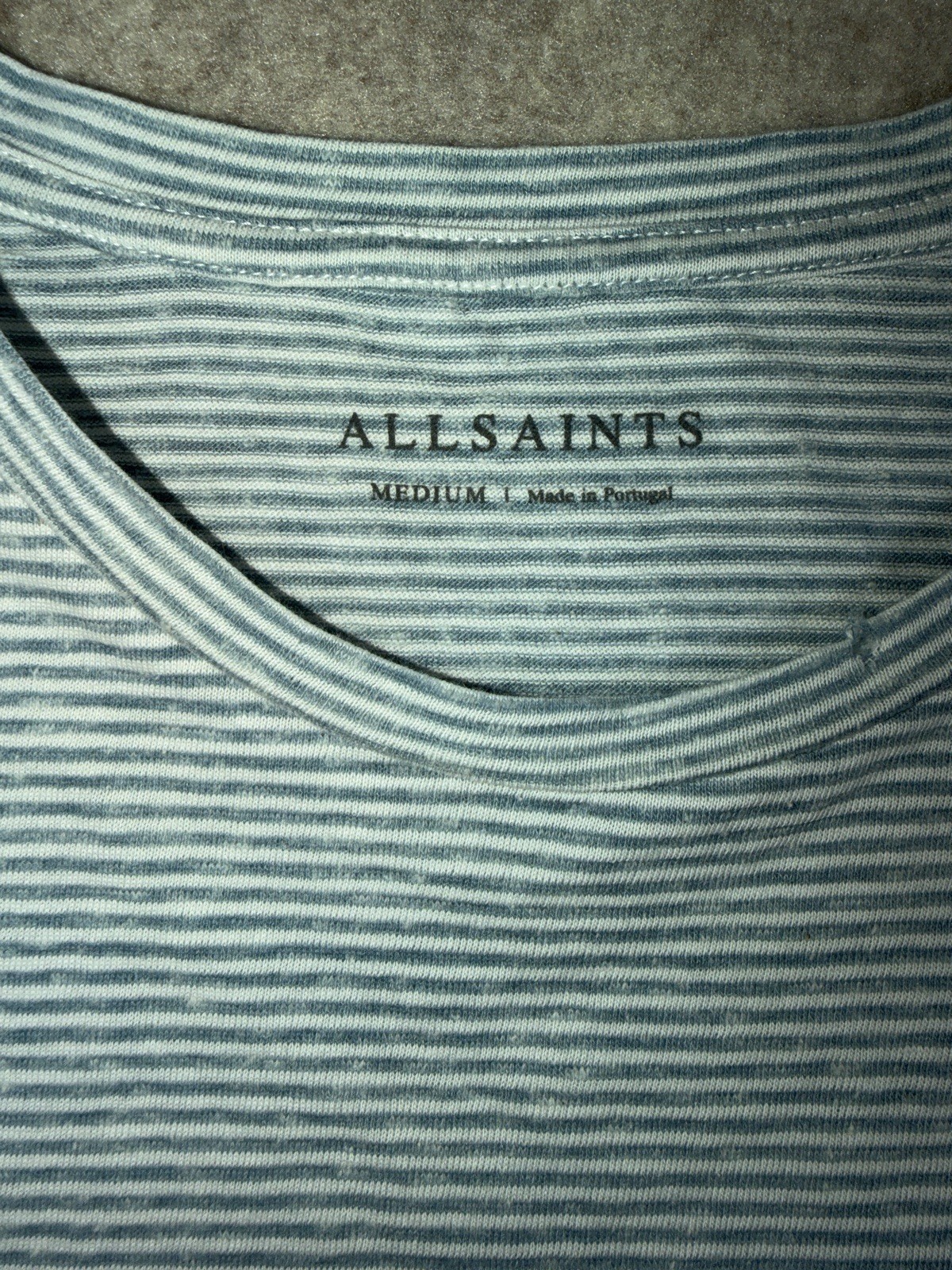 All Saints Sky Blue Chalk White Short Sleeve Crew T-Shirt Medium Designer MD004J