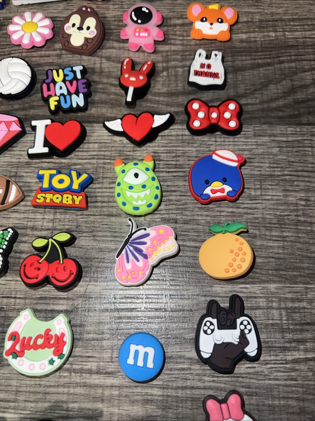 Croc Charms Lot Of 96 Random Mixed Pop Culture Shoe Charms Kids Adults Jibbitz