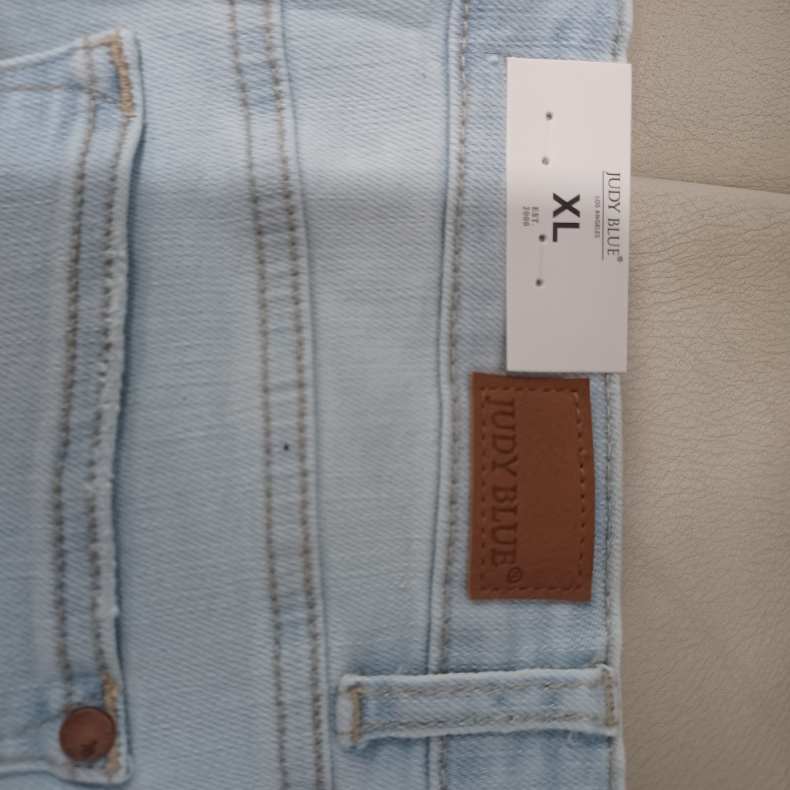 Judy Blue Women’s Cut Off Shorts XL High Rise Light Wash Blue Denim 5-Pkt Button