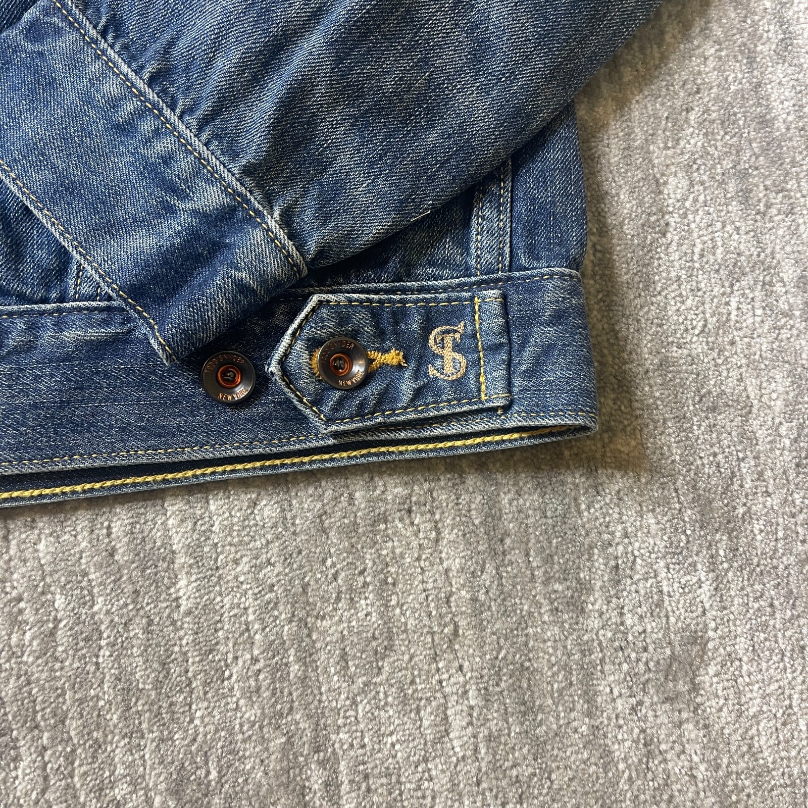 Todd Snyder Jacket Mens Medium Selvedge Denim Trucker Dark Wash Blue Button NEW
